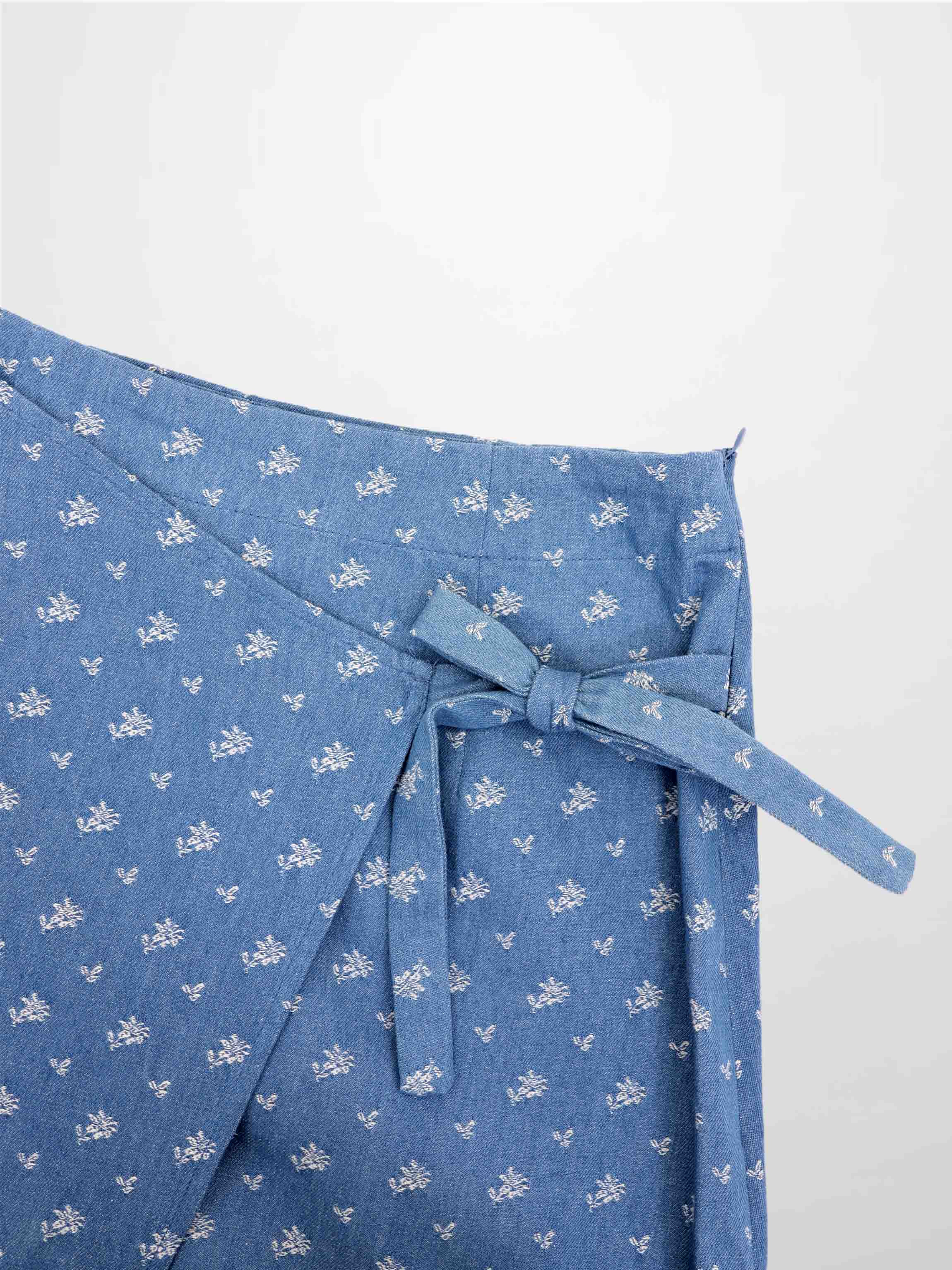 Mock Wrap Edged Detail Skirt-Blue Floral