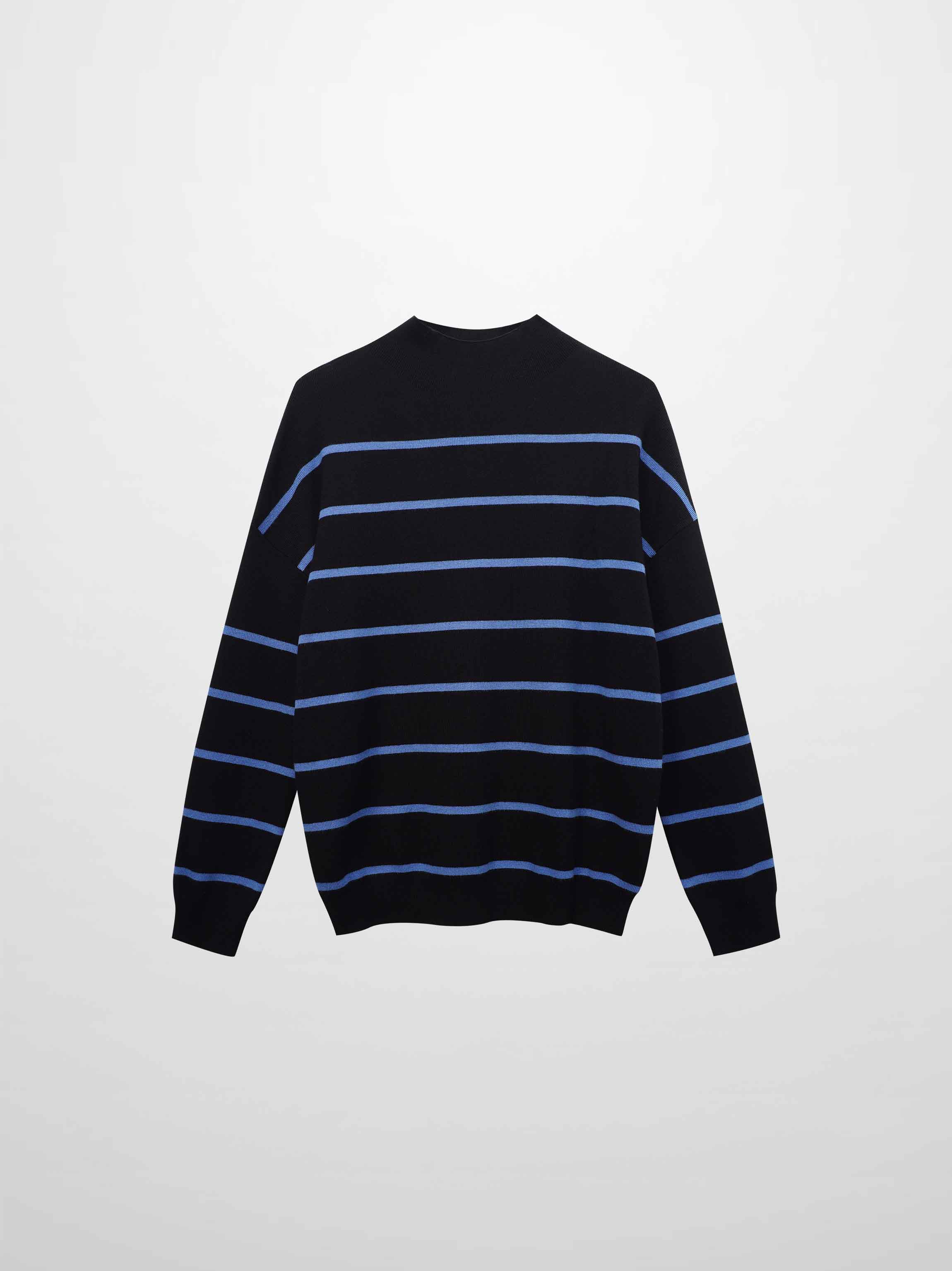 Mock Neck Thin Knit Sweater-Black/Light Blue