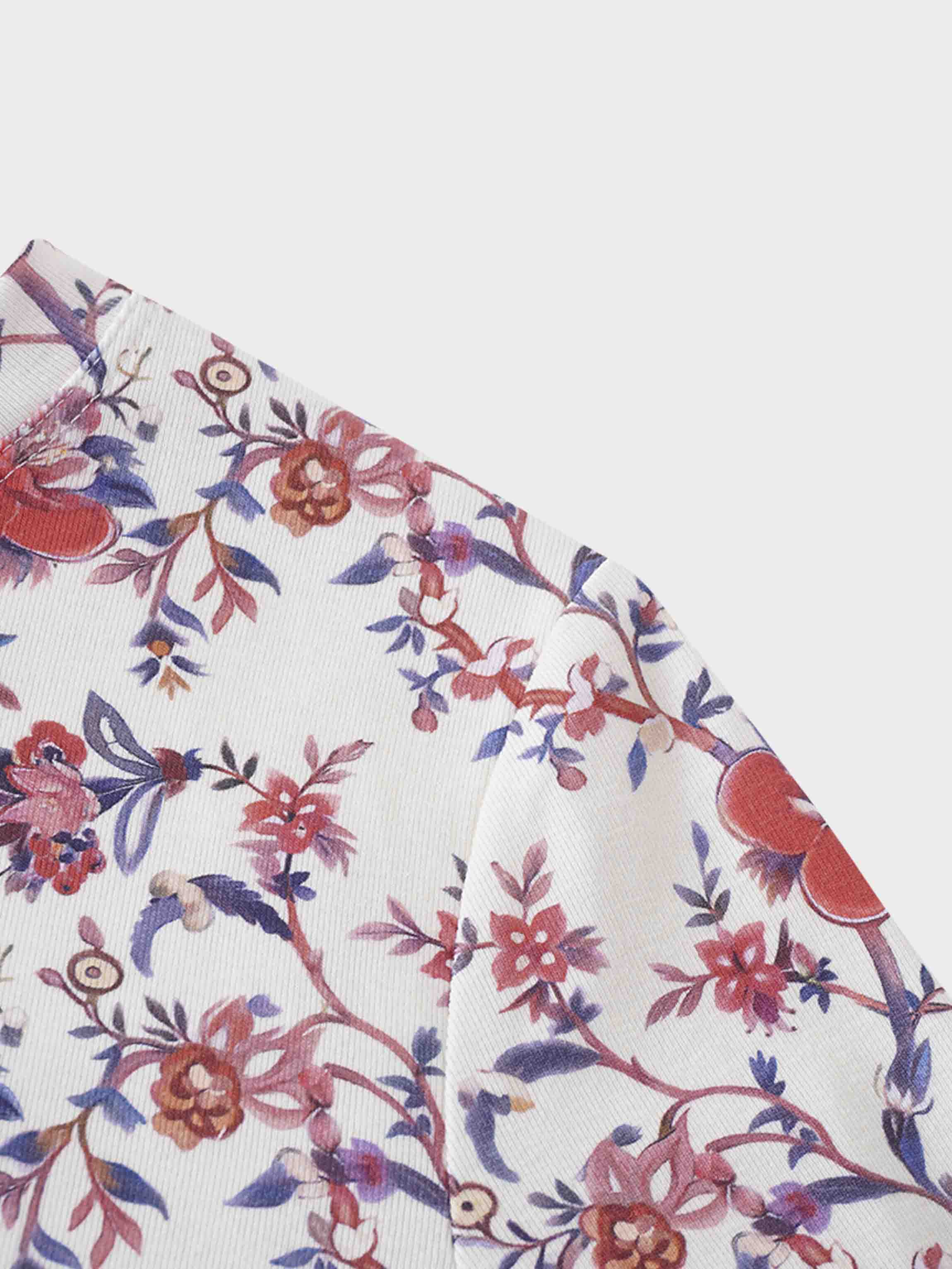 Basic Printed T-shirt-Vintage Floral