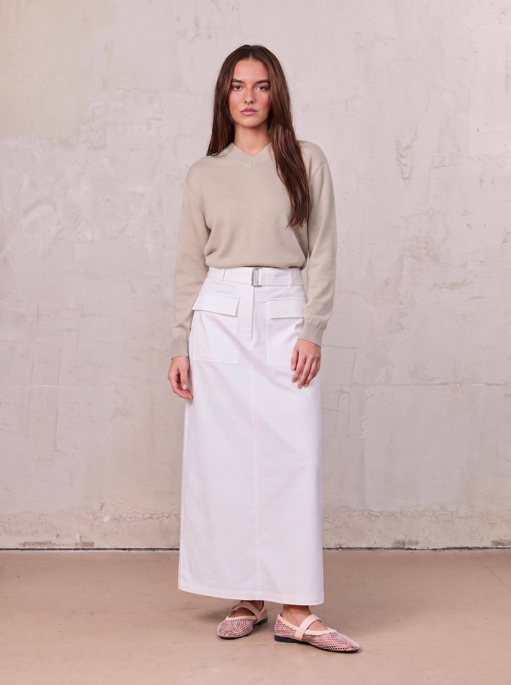 High V Lightweight Sweater-Light Grey