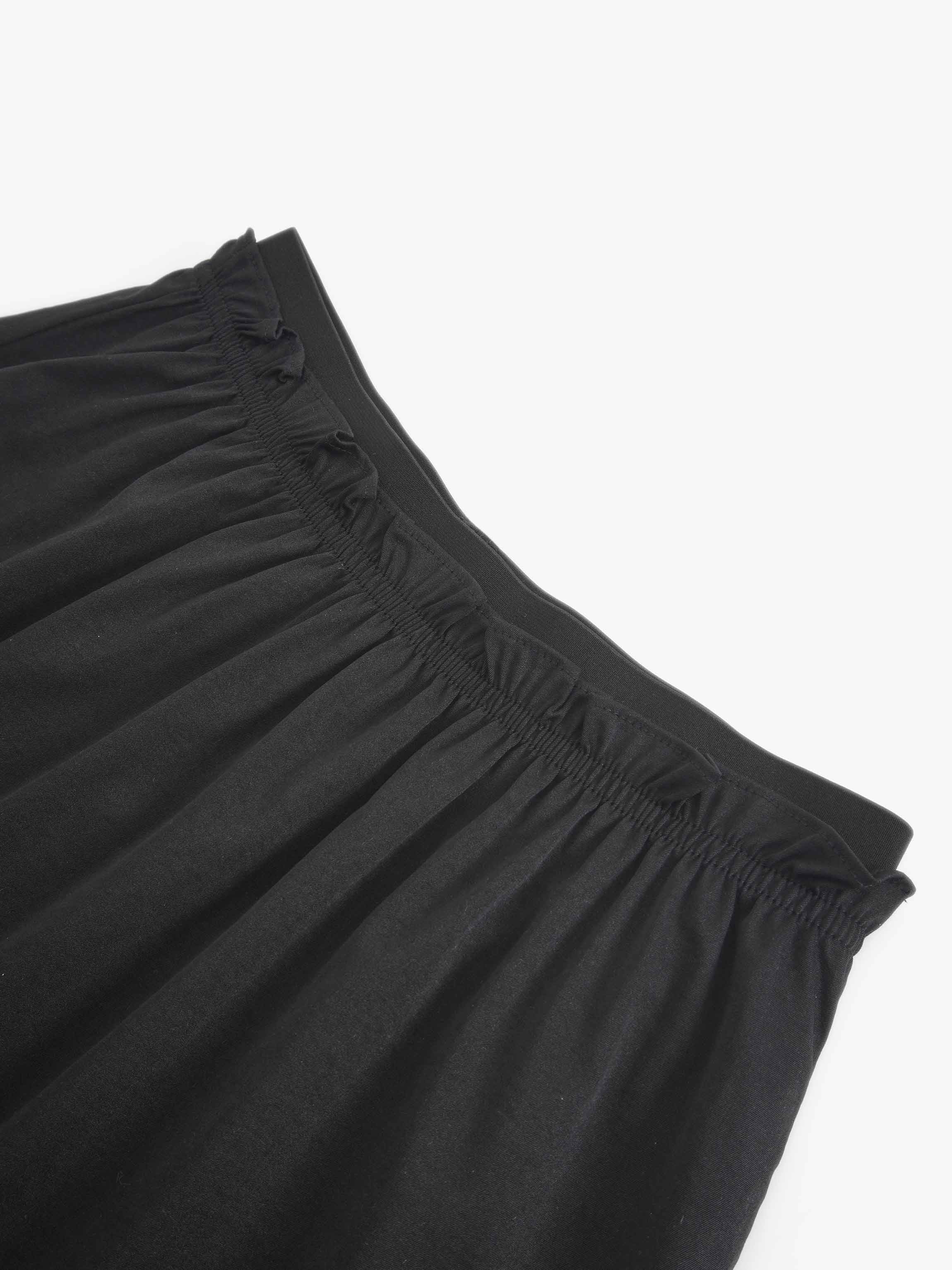 Elastic Waist Ruffle Skirt-Black