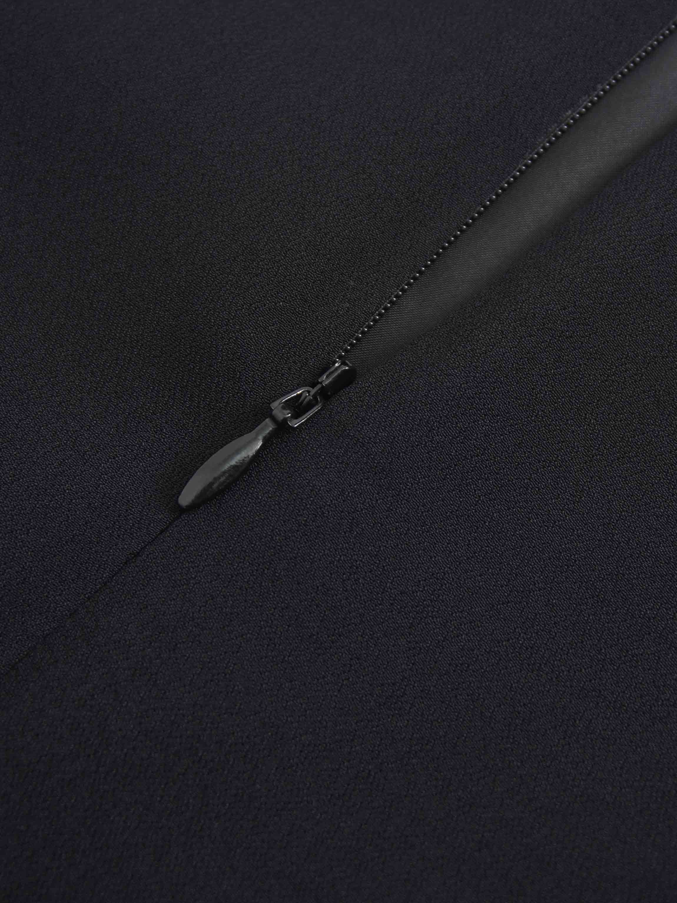 Curved Hem Maxi Skirt-Black