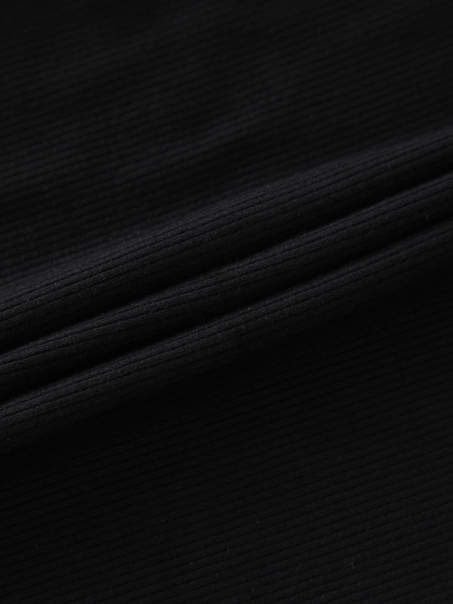 RIBBED KNIT MAXI SKIRT - BLACK