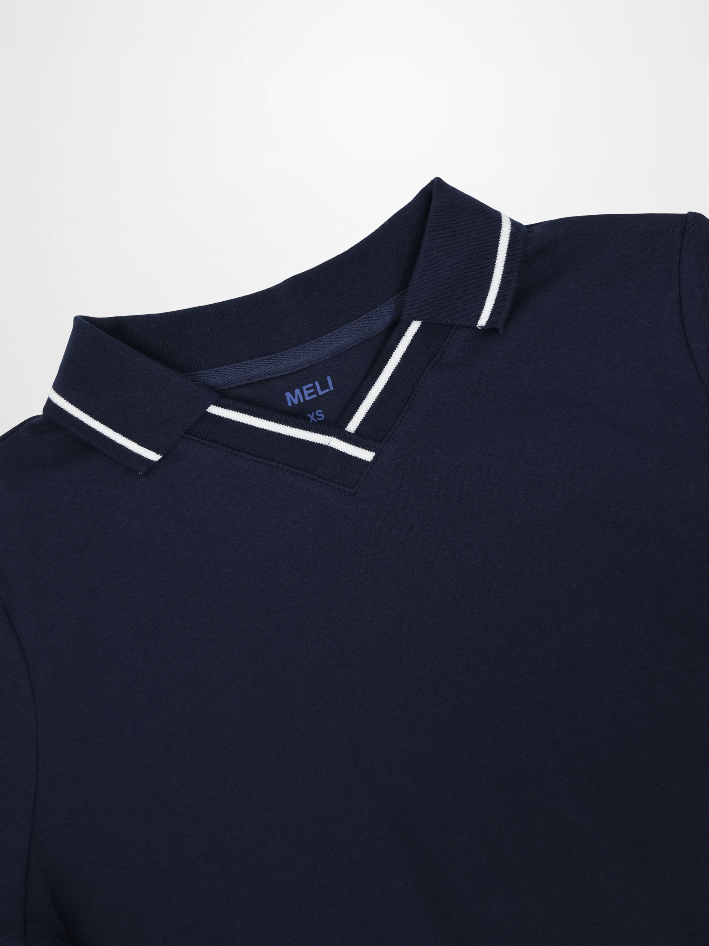 Collared High V T-Shirt-Navy