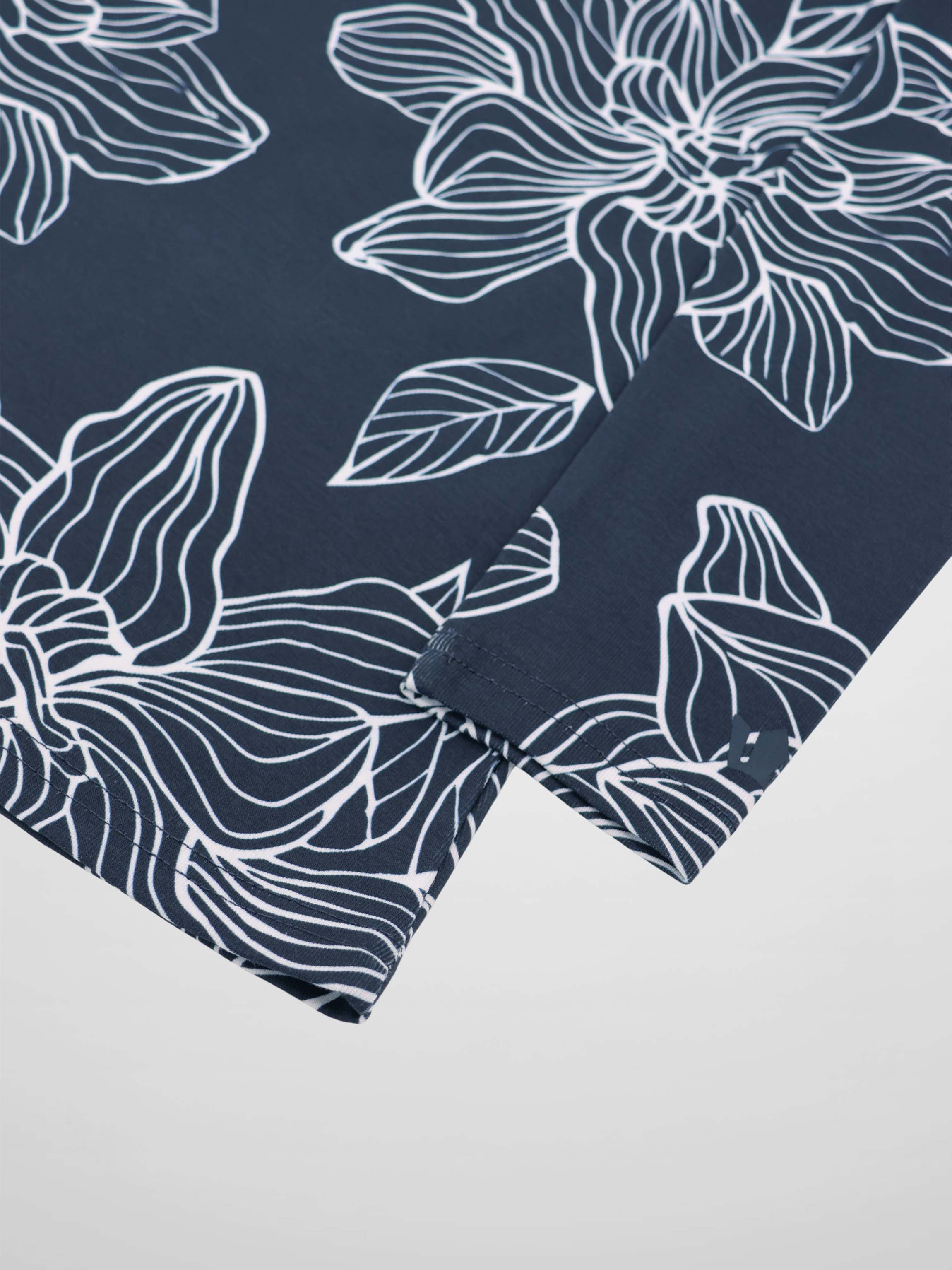 Basic Printed T-shirt-Navy/White Floral