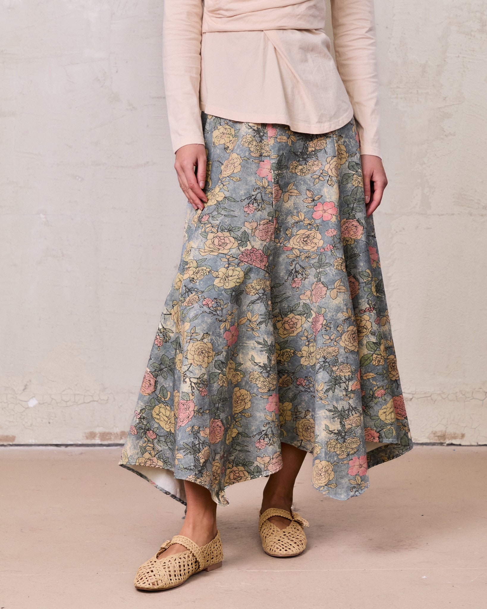 Asymmetrical Panel Skirt-Soft Floral