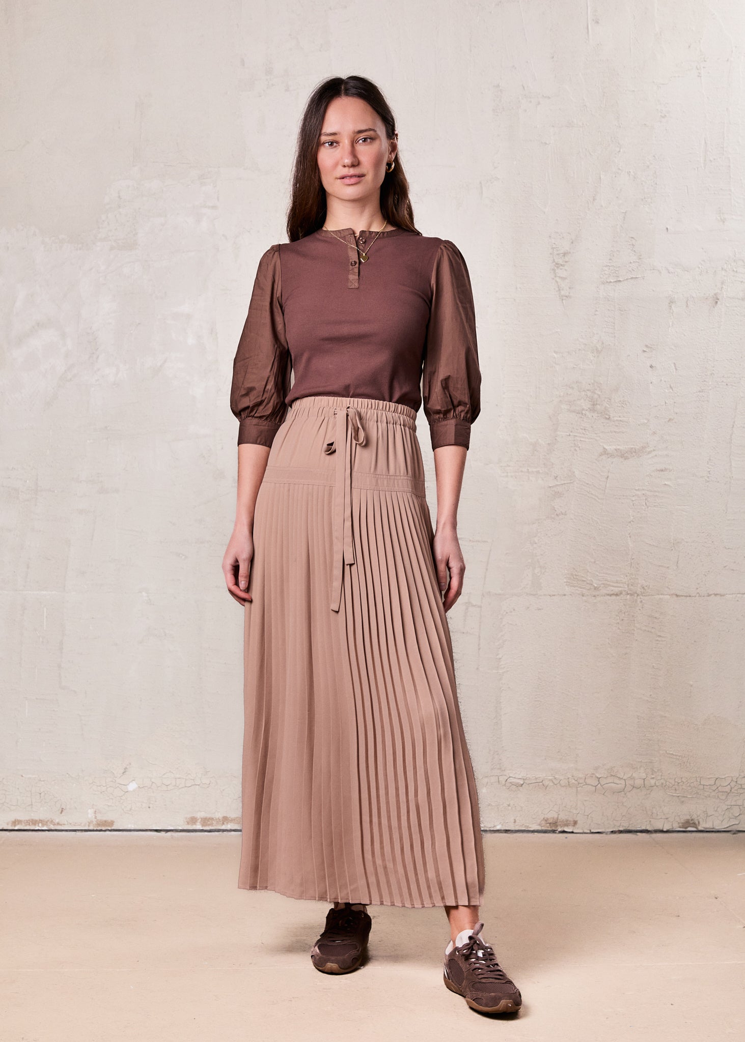 Puff Sleeve Ribbed T-Shirt-Brown