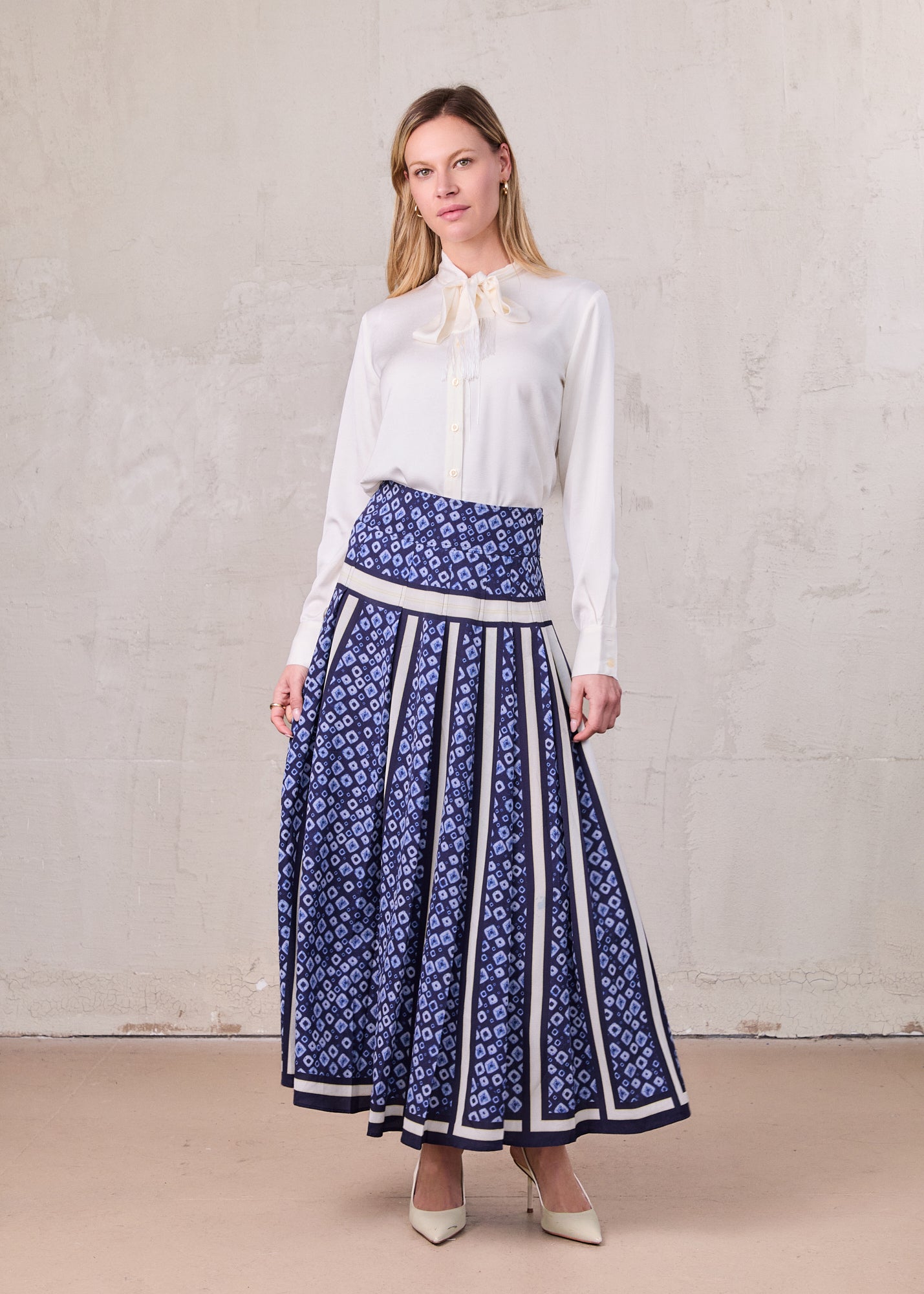 Print Yoke Pleated Skirt-Blue Geometric