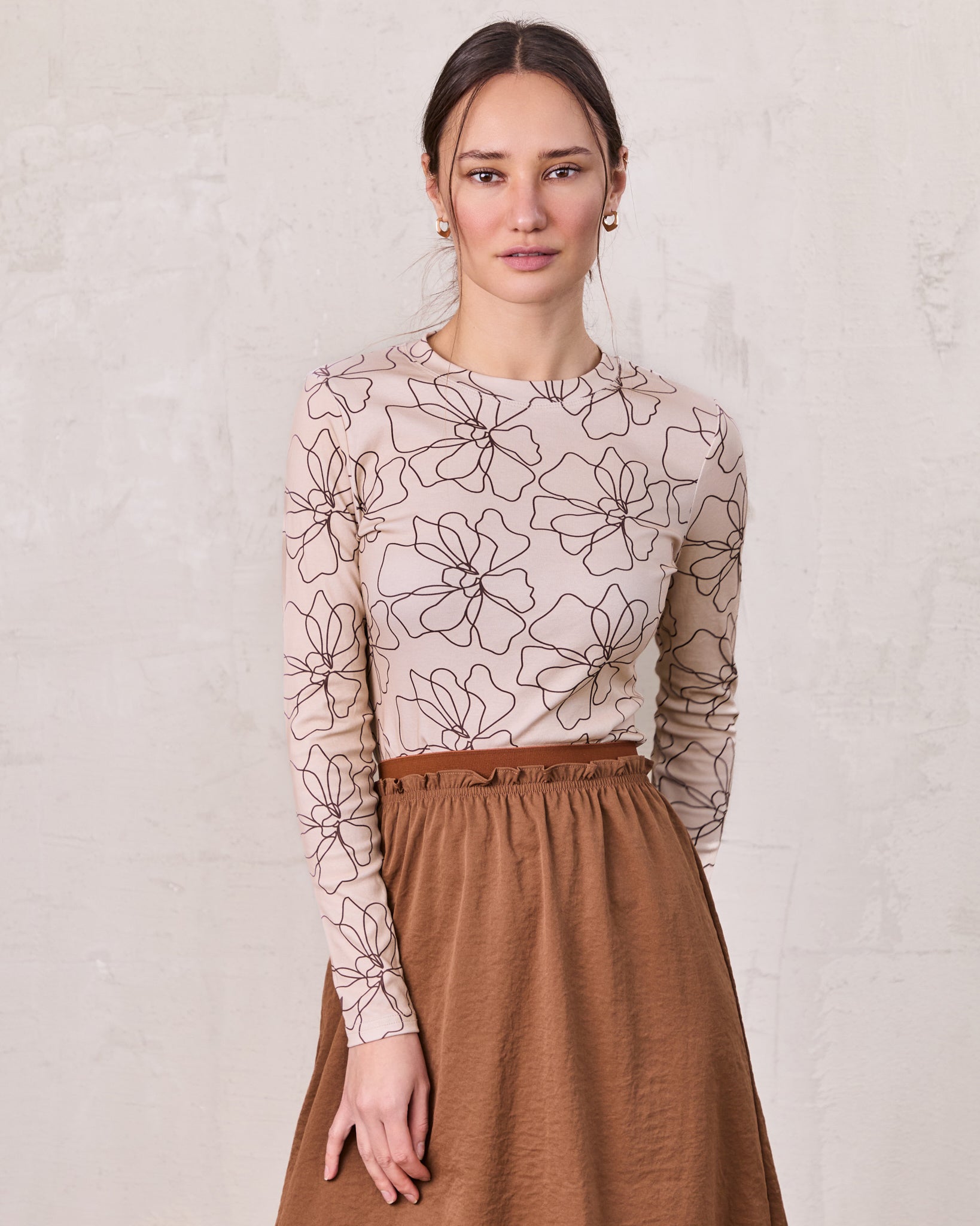 Basic Printed T-shirt-Tan/Brown Floral