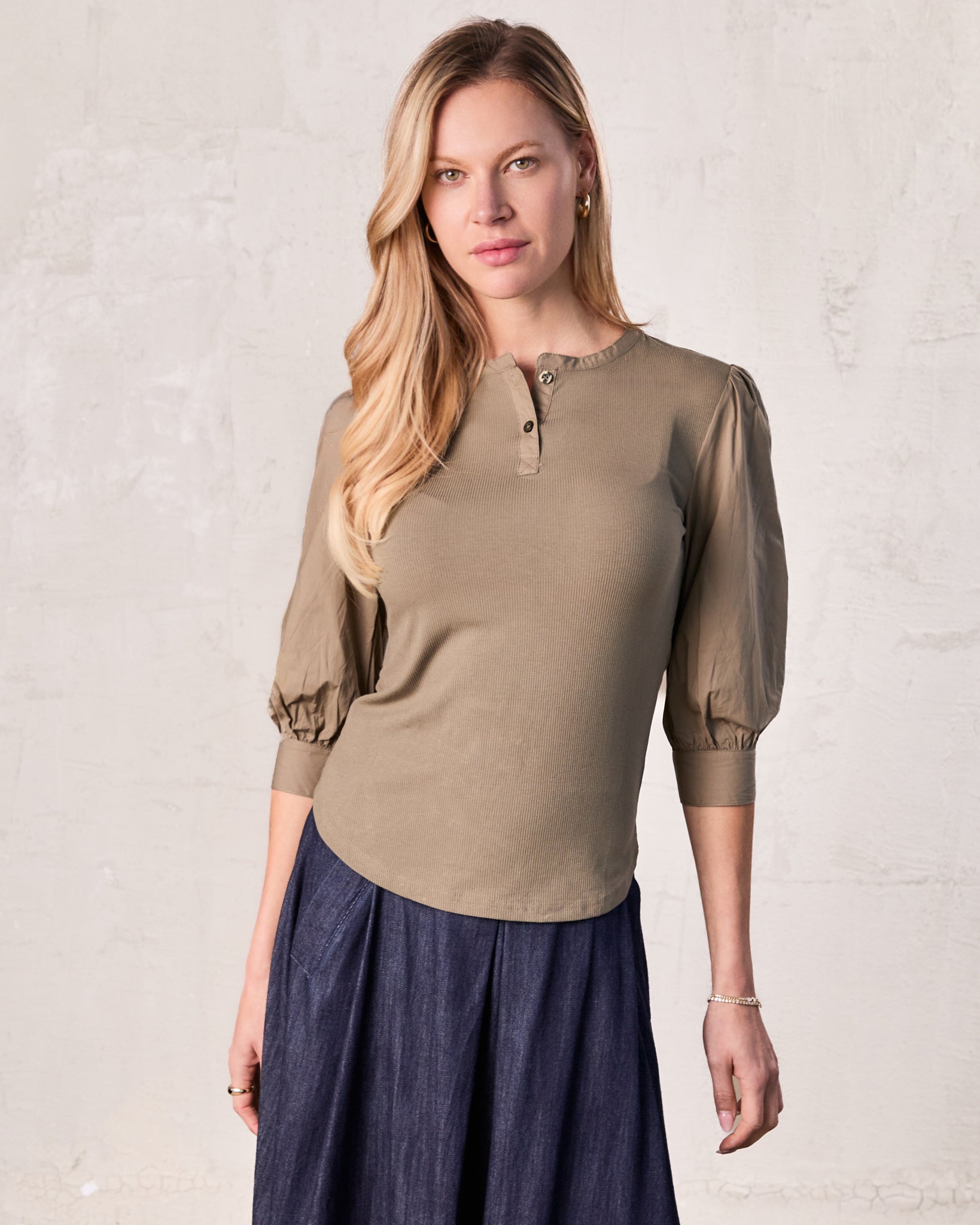 Puff Sleeve Ribbed T-Shirt-Olive