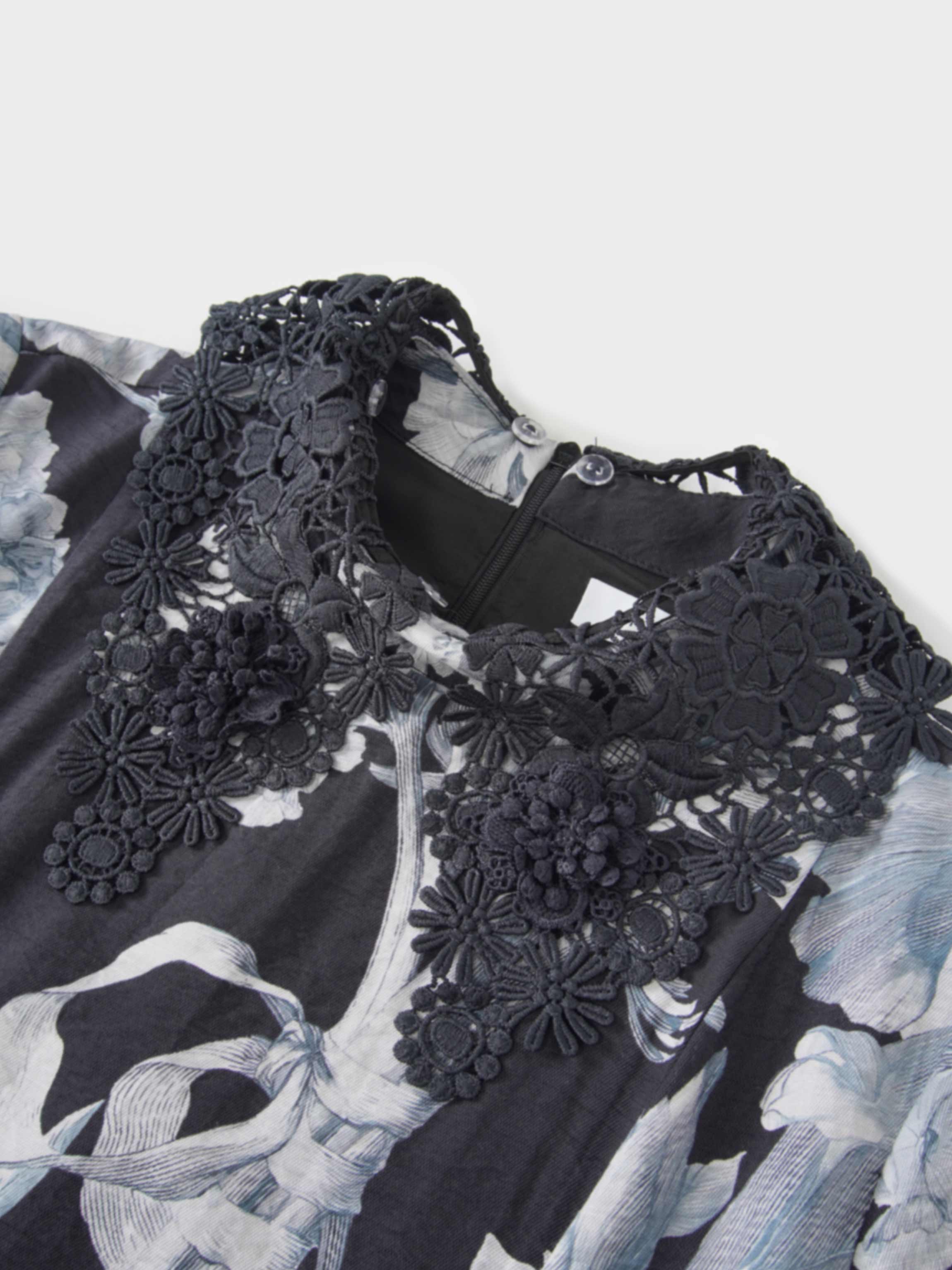 Lace Collar Princess A-Line Dress-Blue Floral