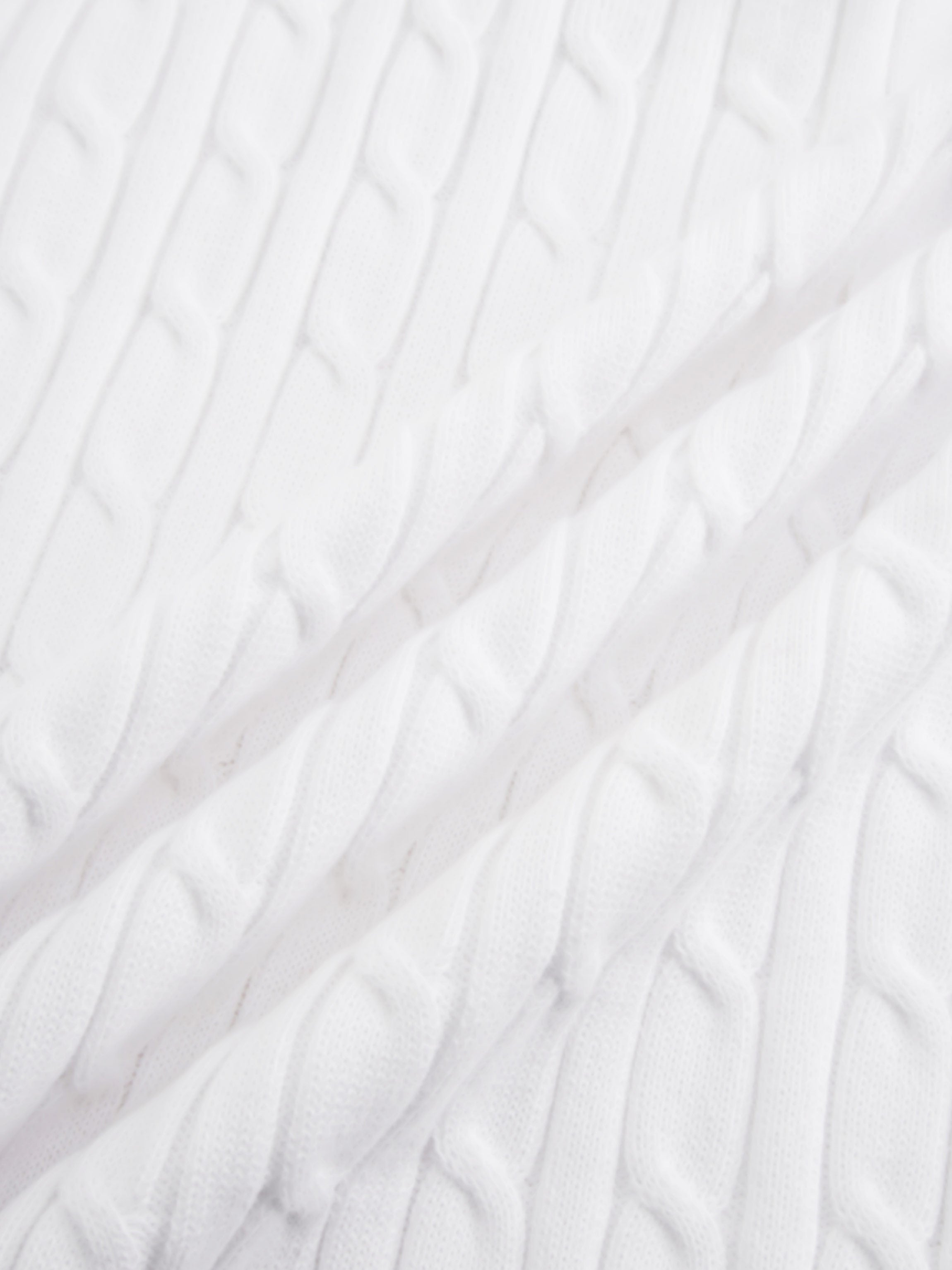 Crew Neck Cable Sweater-White