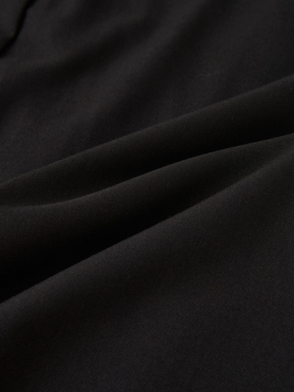 Pleat Back Skirt - Black