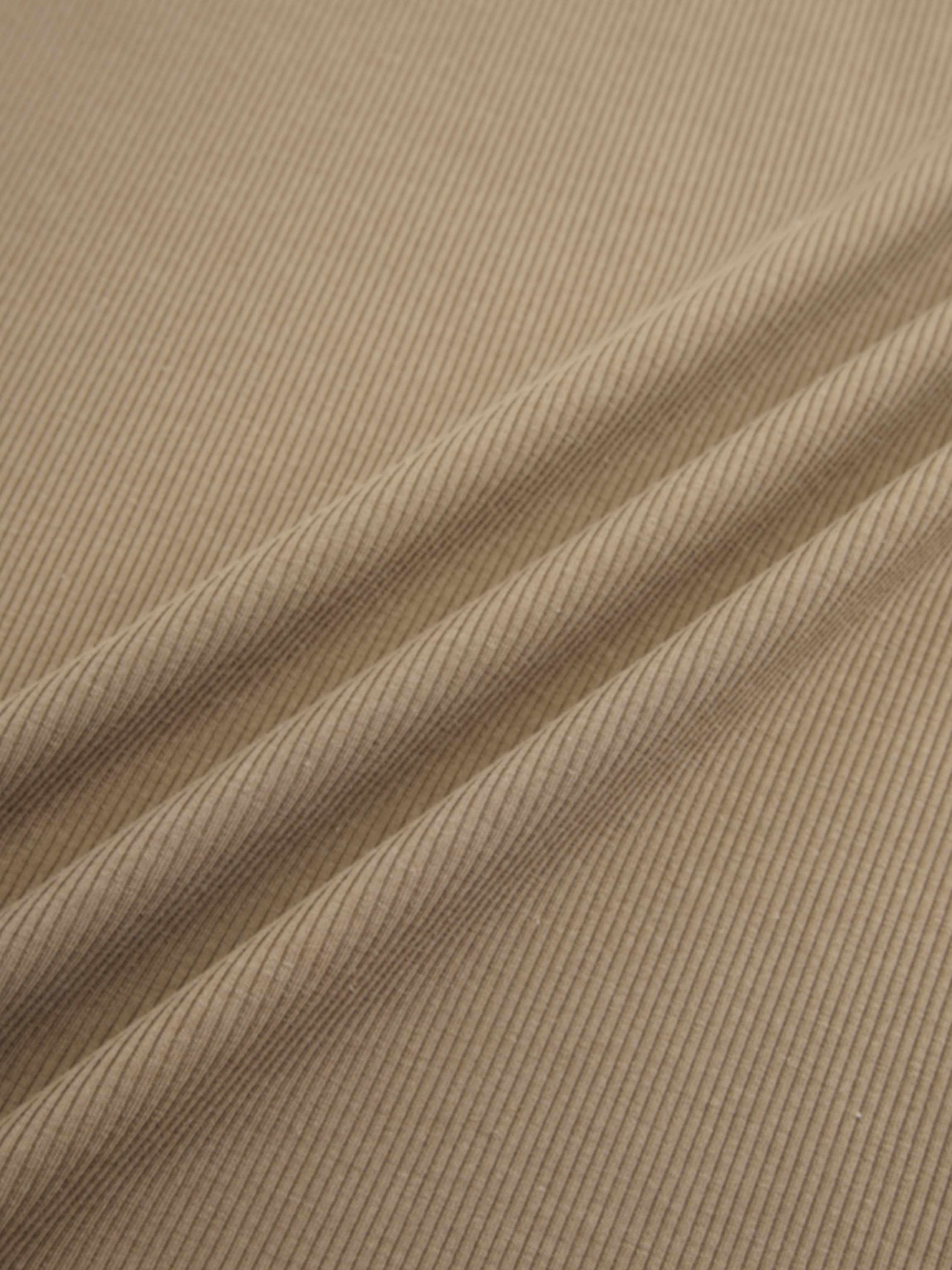 Soft Ribbed High V Tee-Mocha Mousse