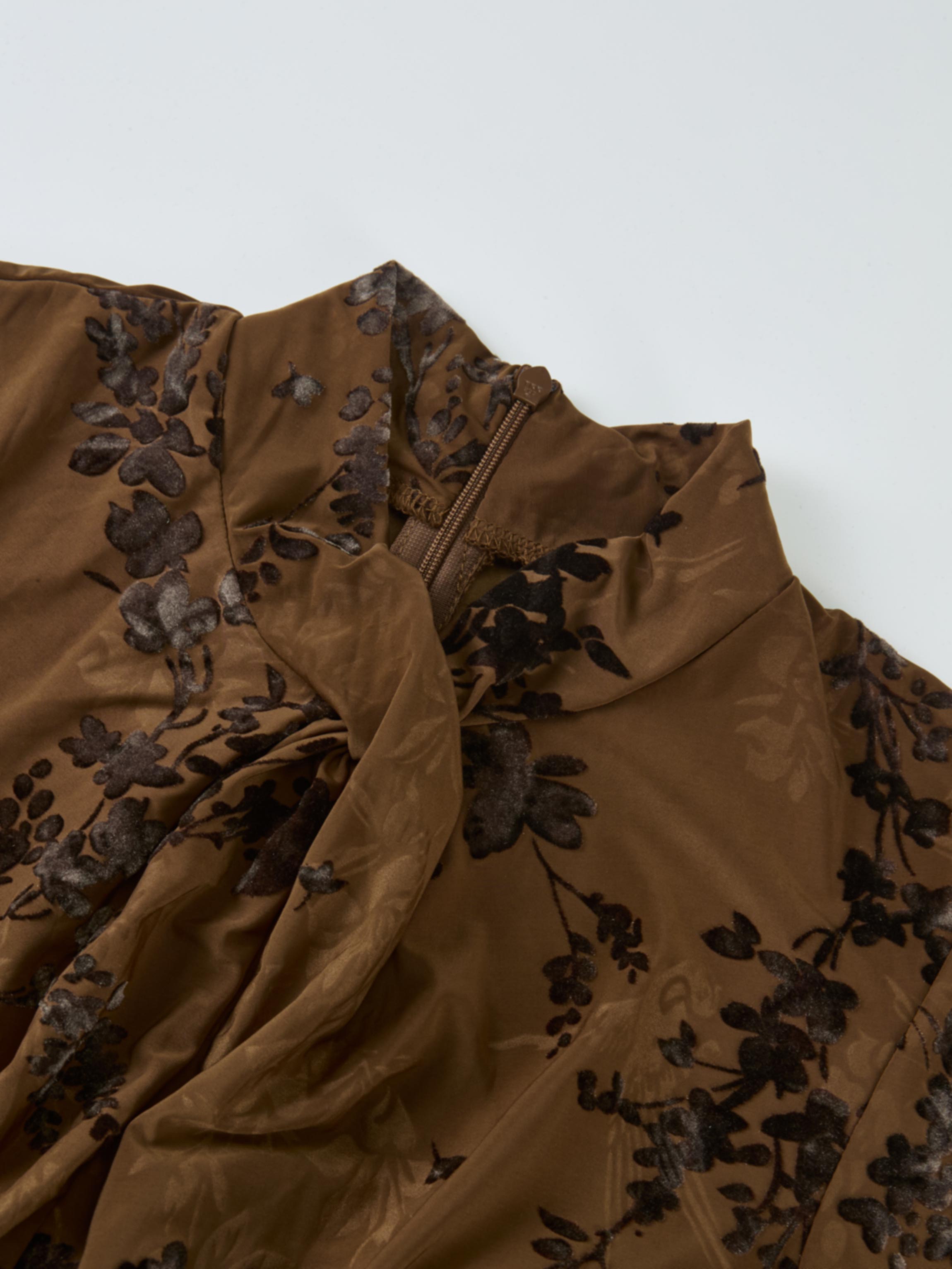Front Knot Pleated Maxi Dress - Bronze/Black Floral