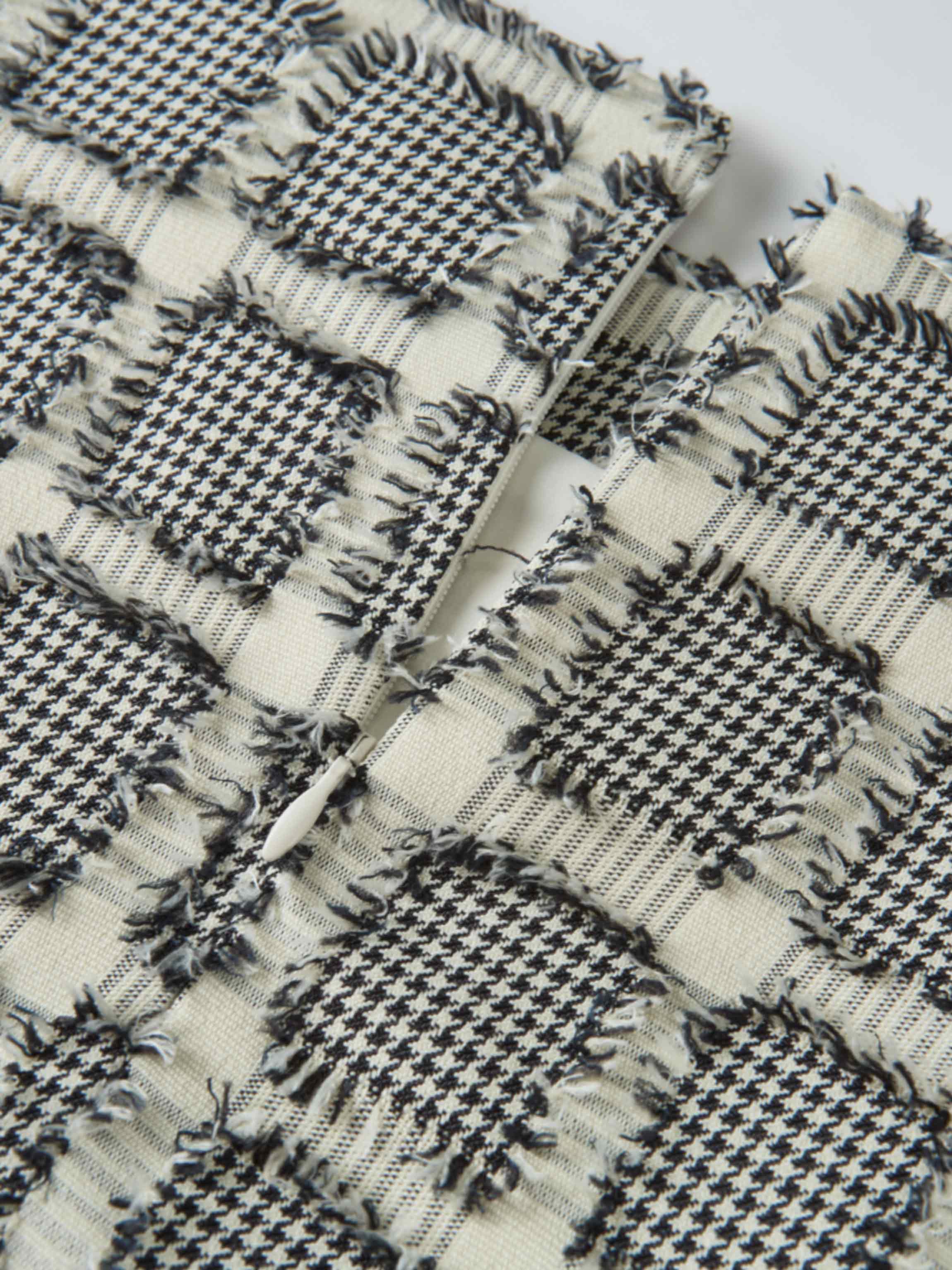 Yoke Detail Skirt - Black/White