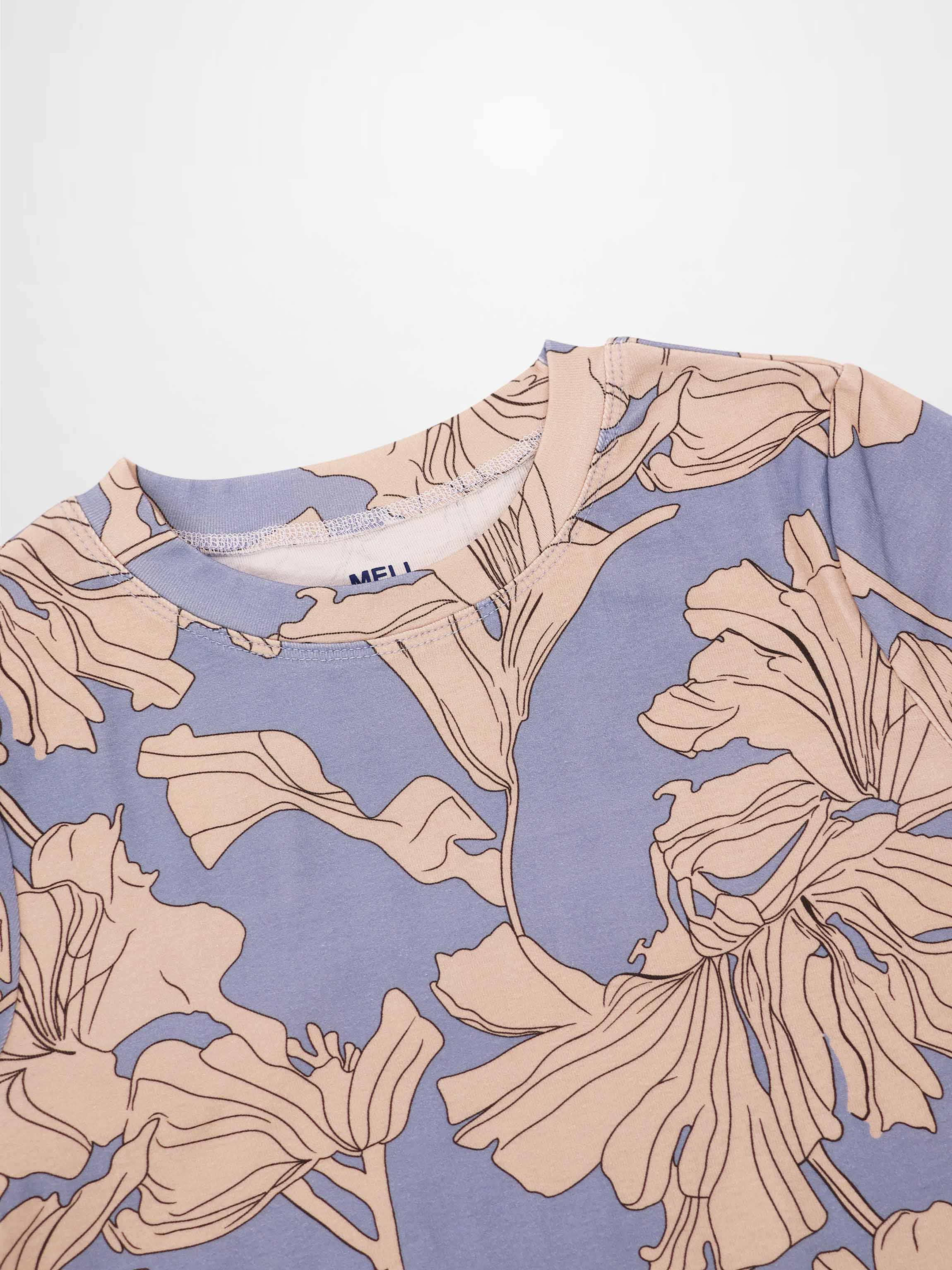 Basic Printed T-shirt-Oversized Floral