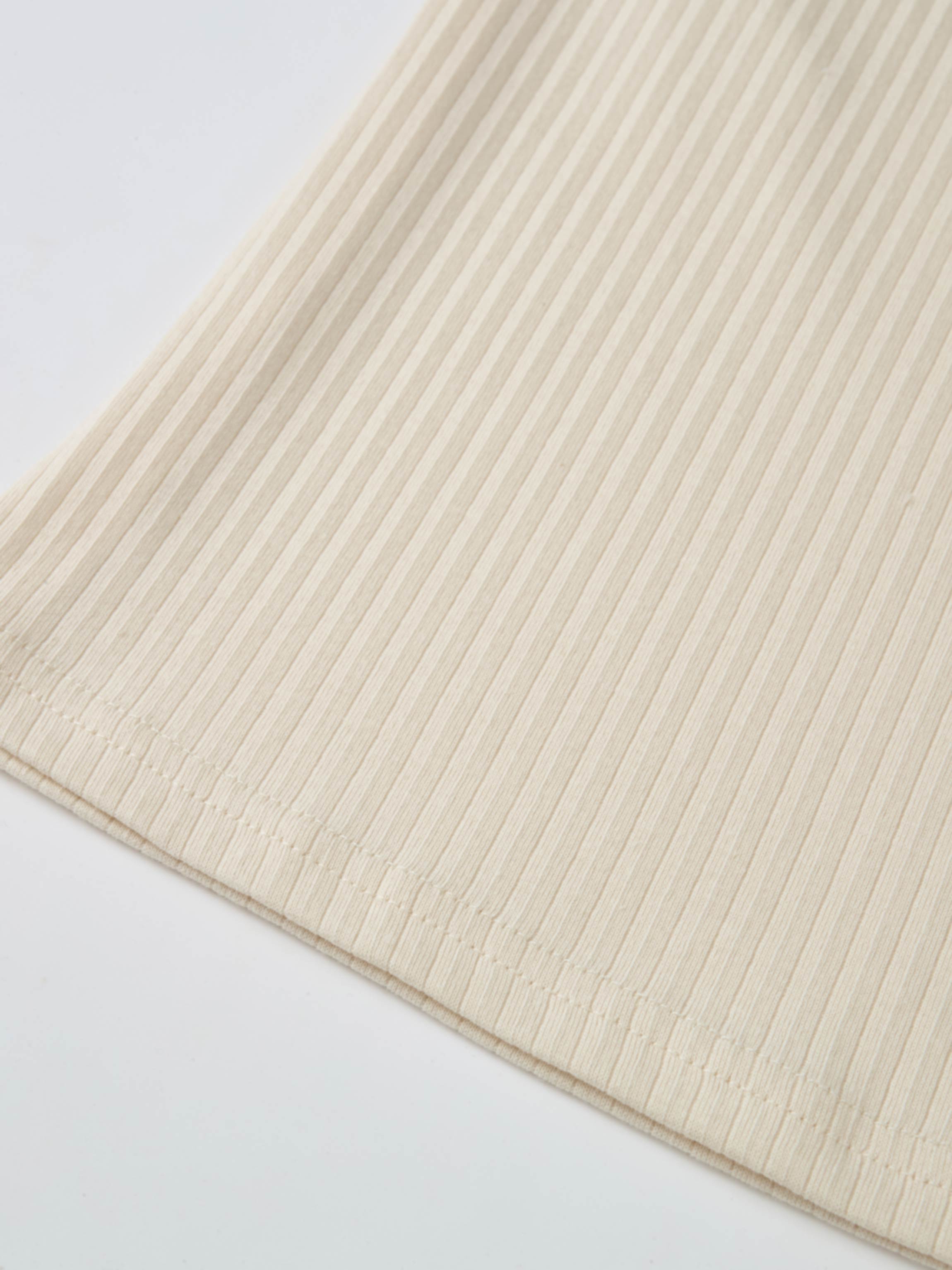 Ribbed Mock Neck Turtleneck - Cream