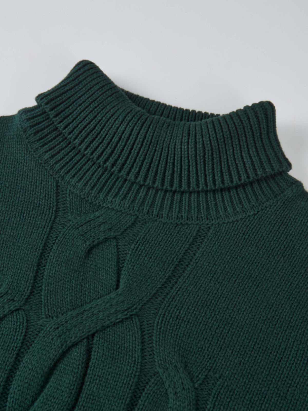 Front Cable Crop Turtleneck Sweater - Green