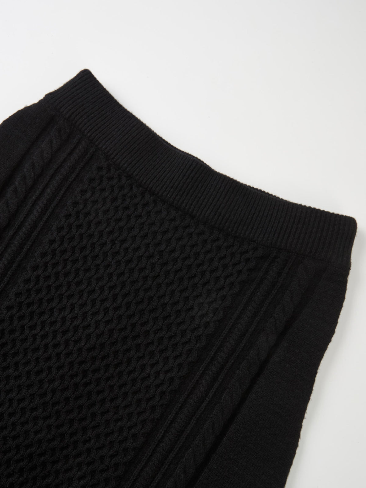 Mixed Cable Knit Skirt - Black