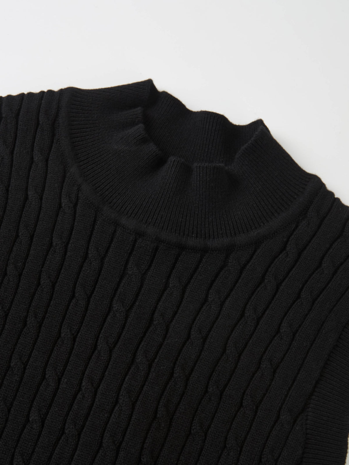 Mock Neck Cable Sleeveless Top - Black