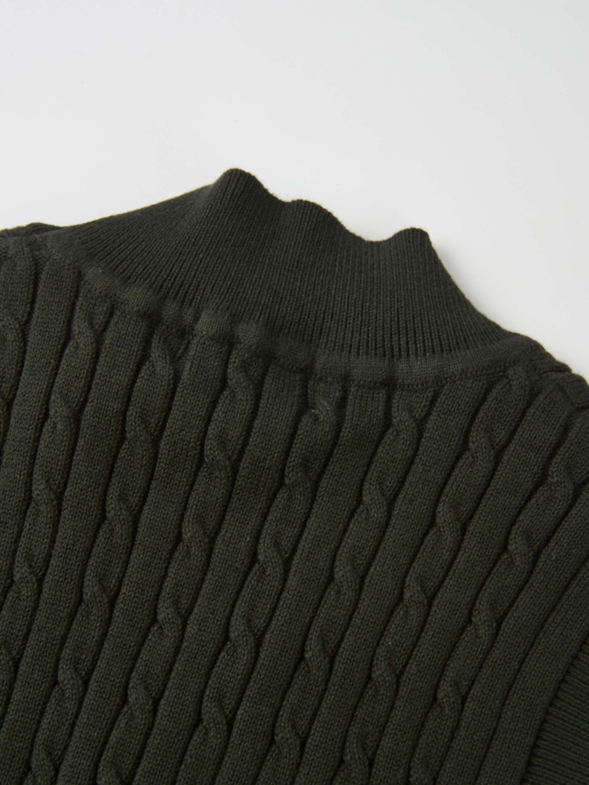 Mock Neck Cable Sleeveless Top - Green