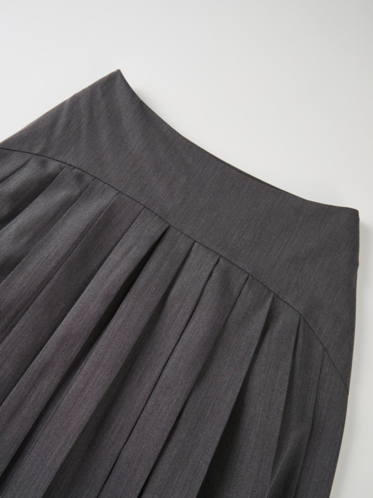 Curved Yoke Fringe Bottom Pleat Skirt LONG- Grey