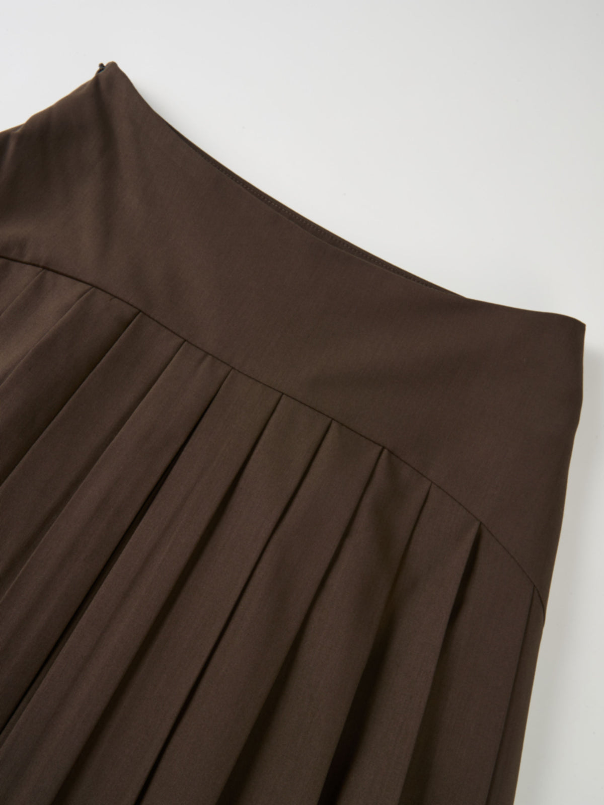 Curved Yoke Fringe Bottom Pleat Skirt LONG- Brown
