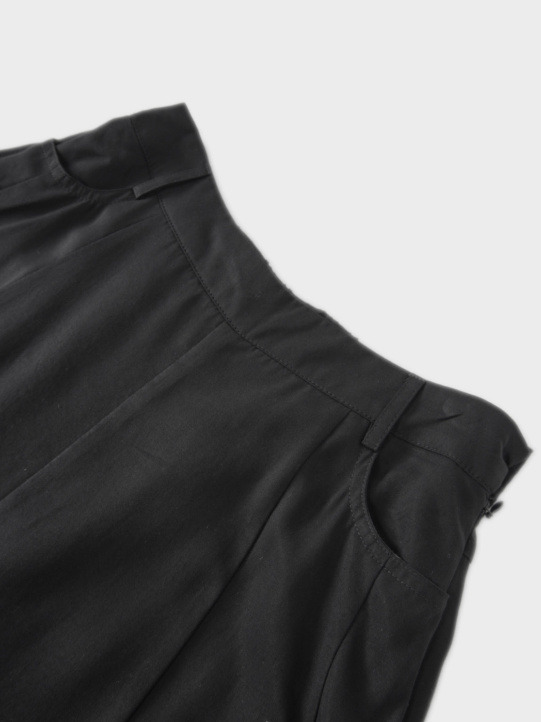 Lightweight Bubble Skirt-Black