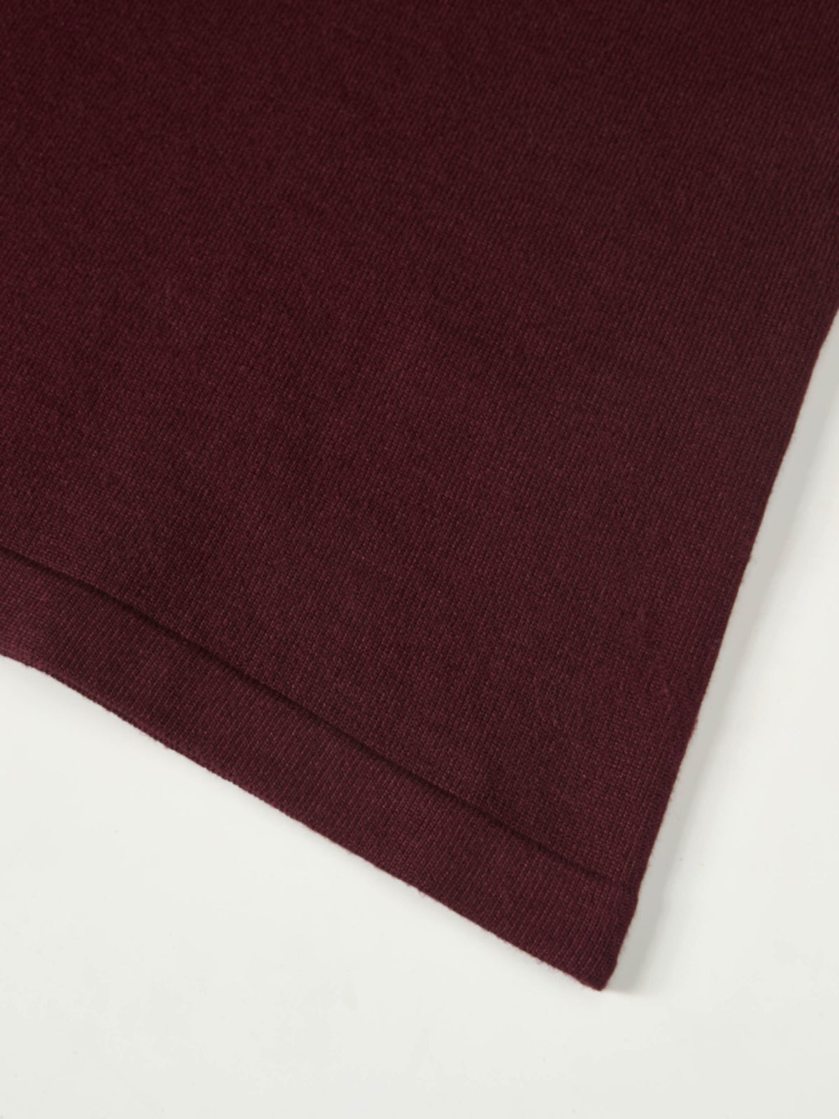 Sleeveless Basic Sweater - Burgundy