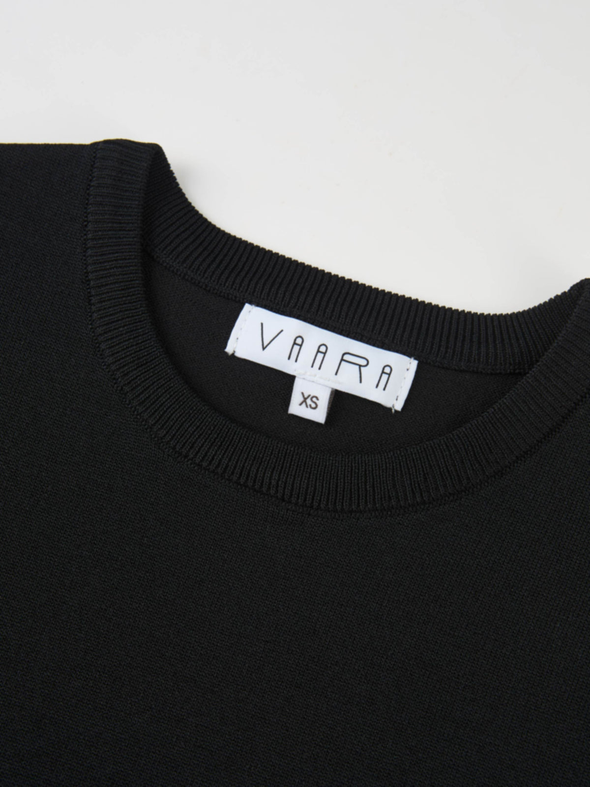 Sleeveless Crew Neck Silk Knit Top - Black