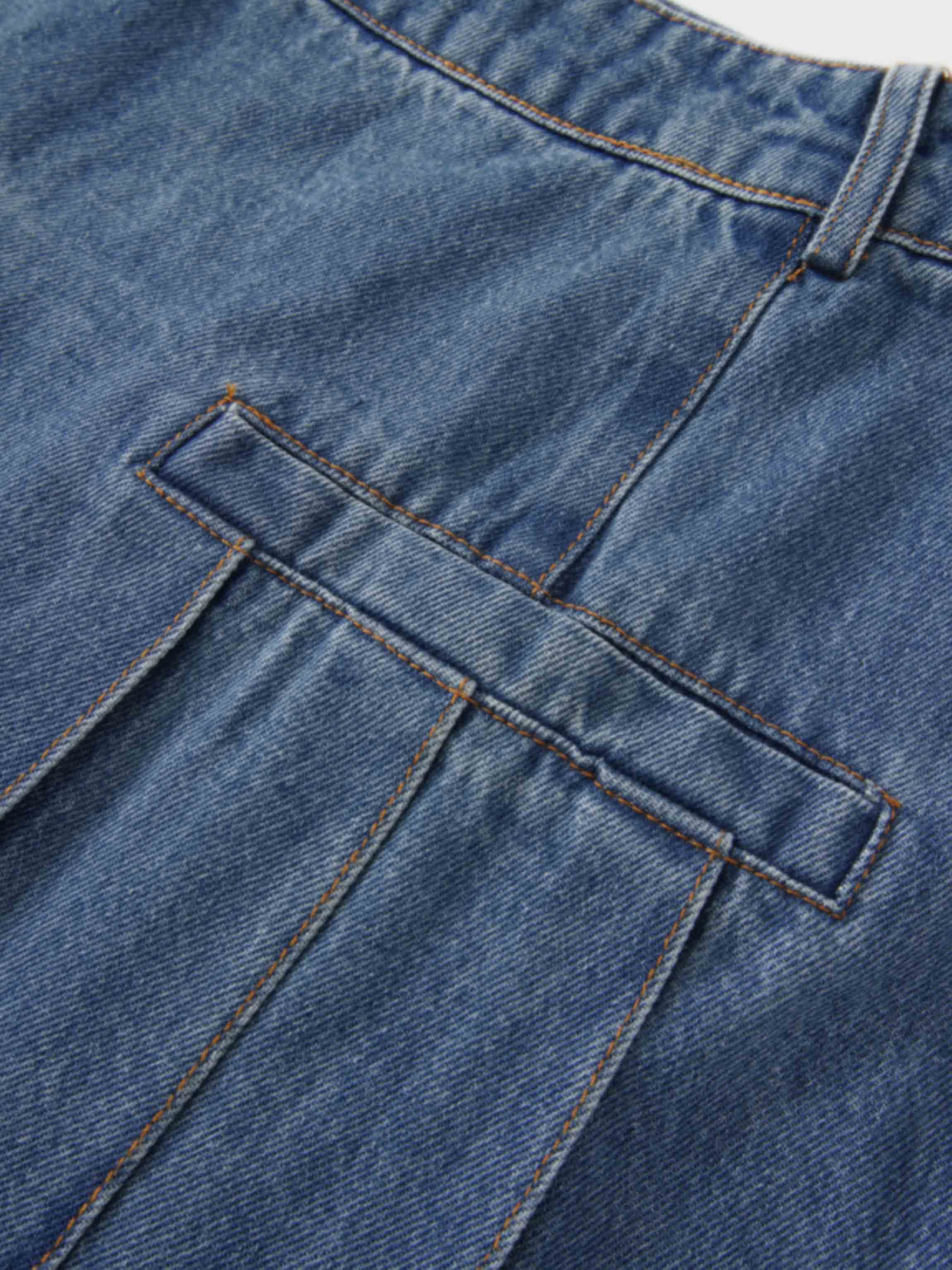 Pleat Pocket Tab Denim Skirt-Blue