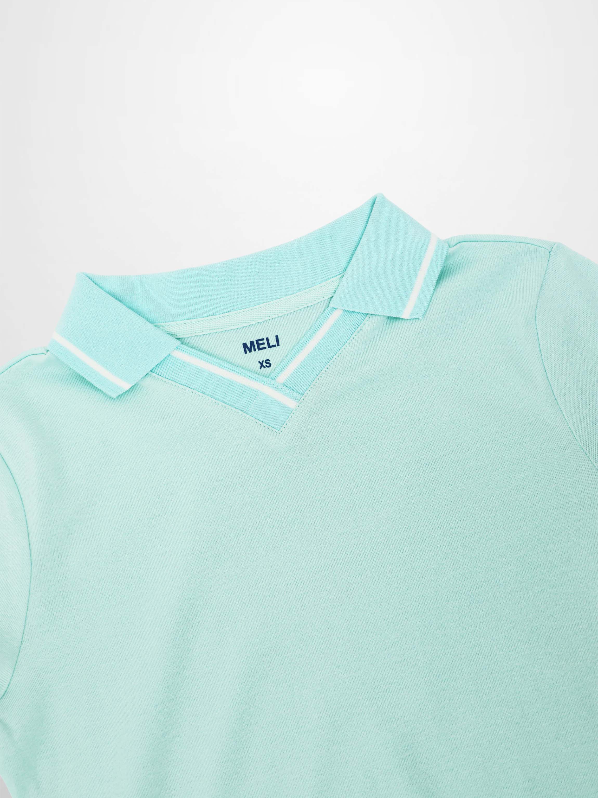Collared High V T-Shirt-Mint