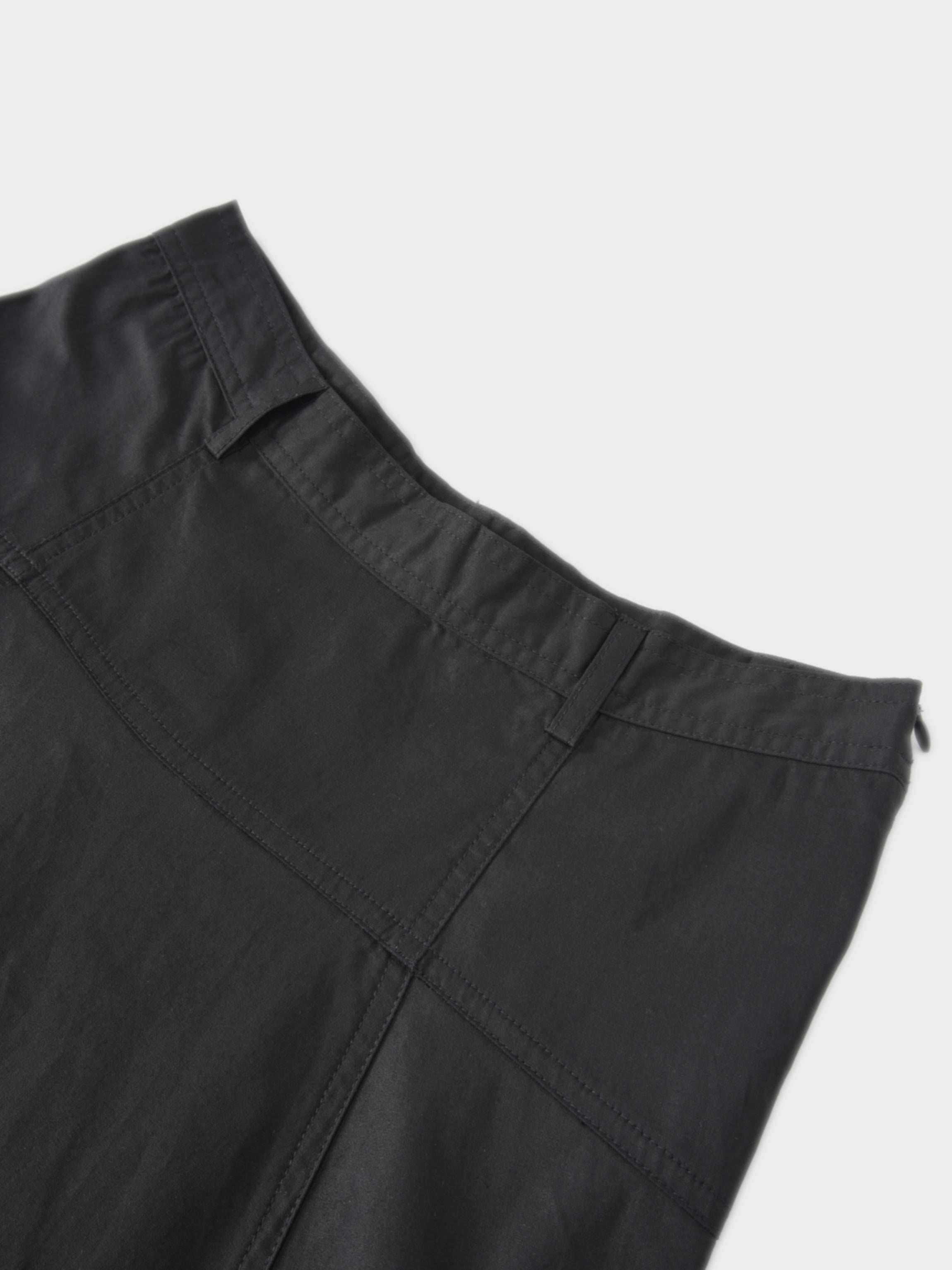 Cotton Yoke Circle Skirt-Black
