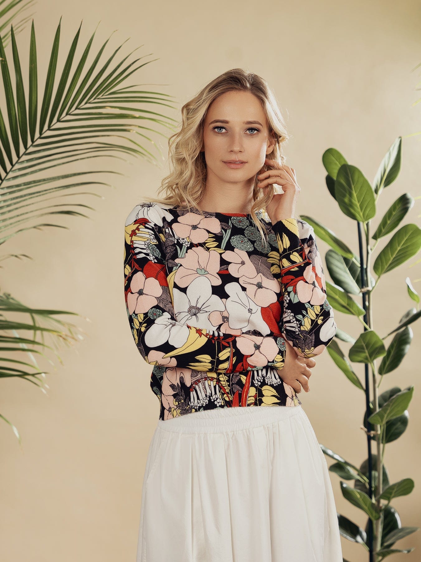 Printed Sweater Bold Floral