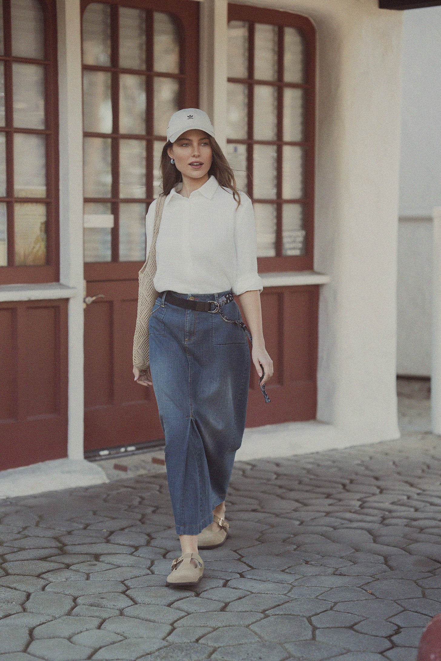 Front Kick Pleat Denim Skirt-Blue