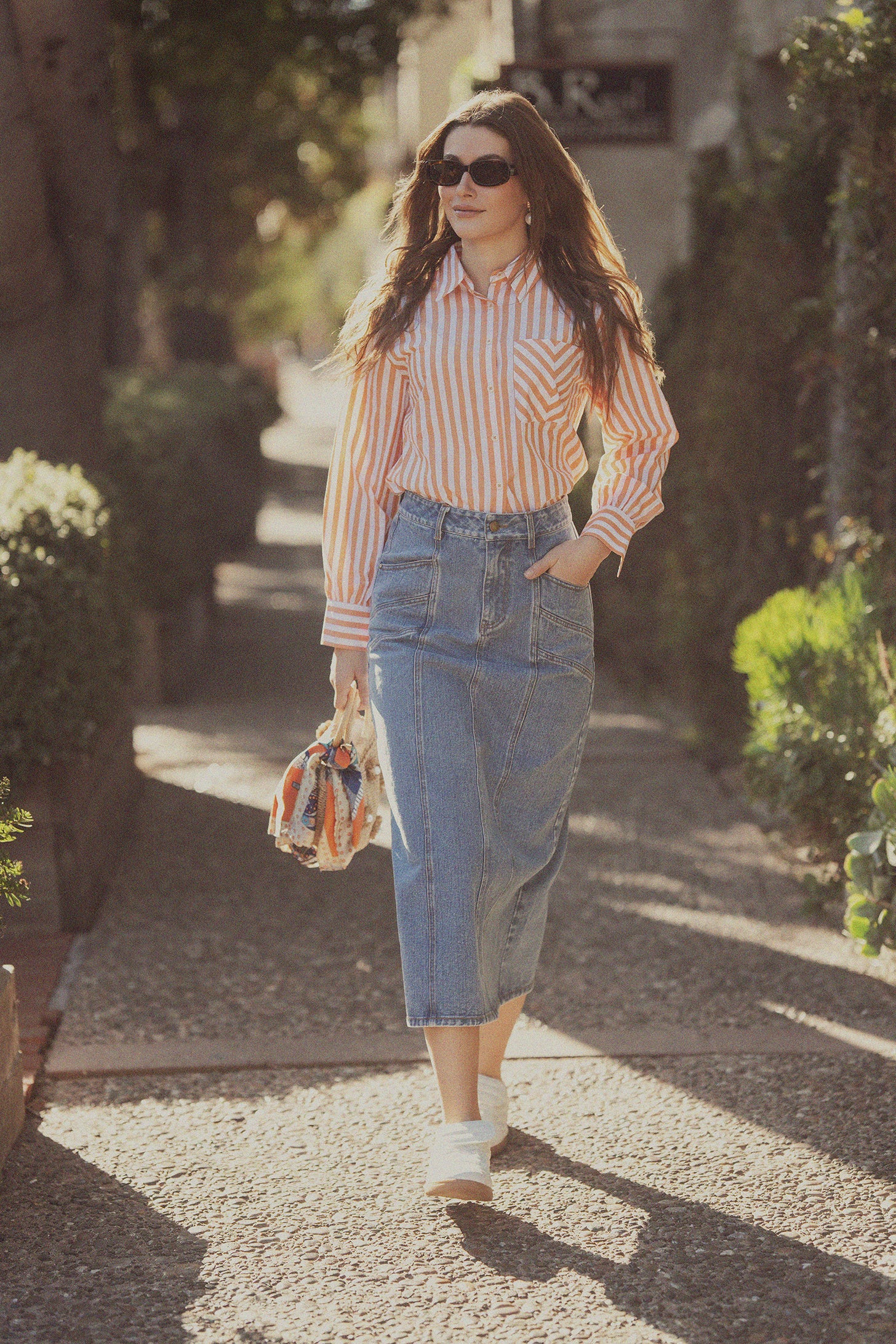 Front Seam Detail Denim Skirt-Blue Wash