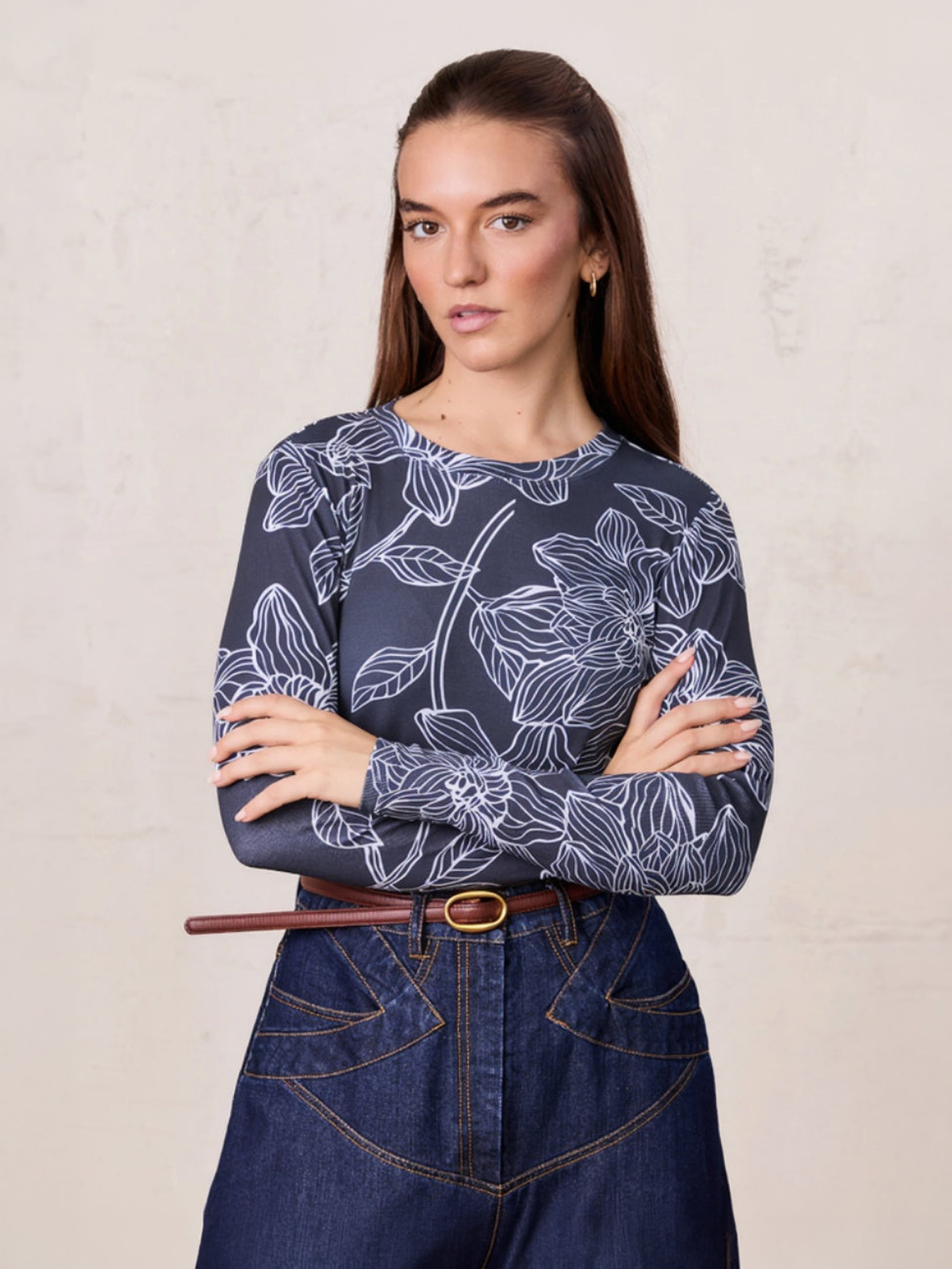 Basic Printed T-shirt-Navy/White Floral