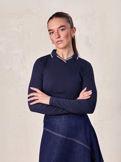 Collared High V T-Shirt-Navy