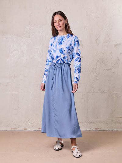 DRAWSTRING RUFFLE SKIRT-DUSTY BLUE