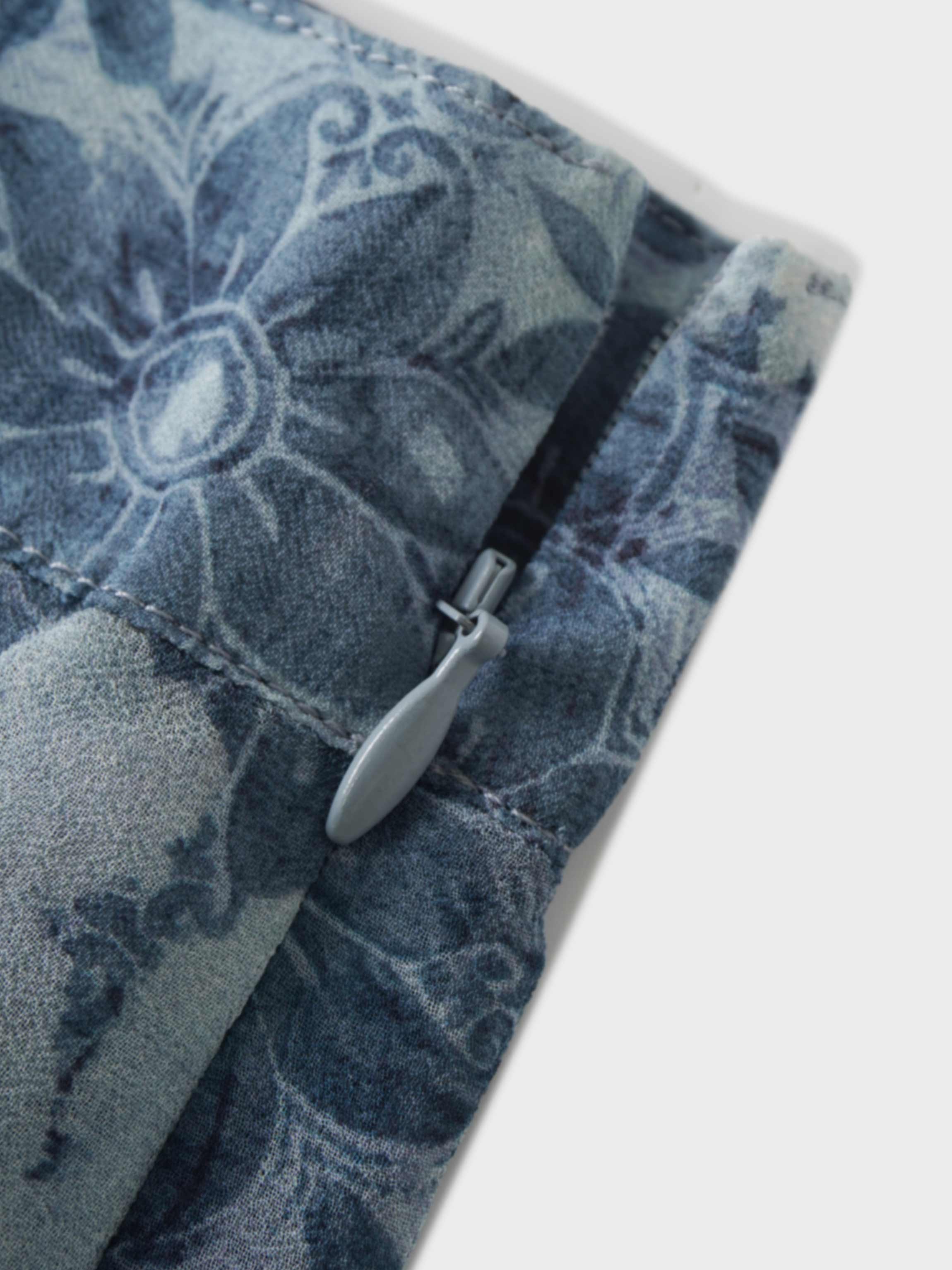 Waisted Pocket Pleat Skirt-Soft Blue Floral