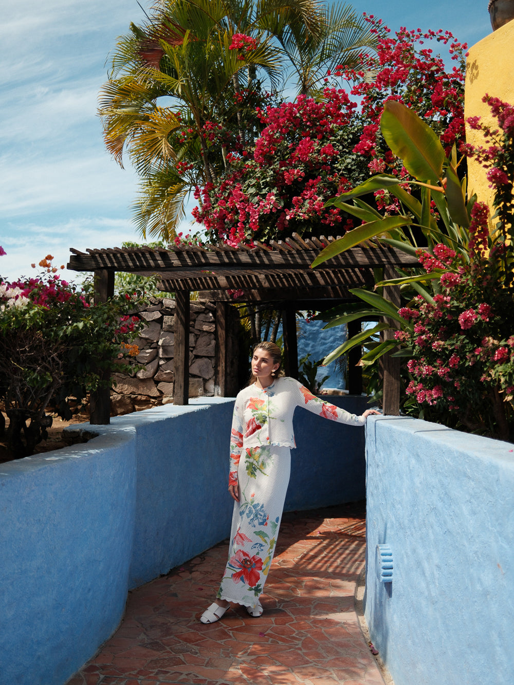 Printed Wave Cardigan-Coral Flower