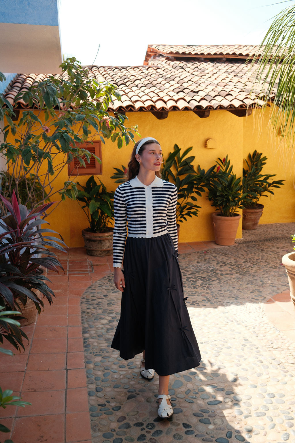 Scattered Bow Full Skirt-Navy