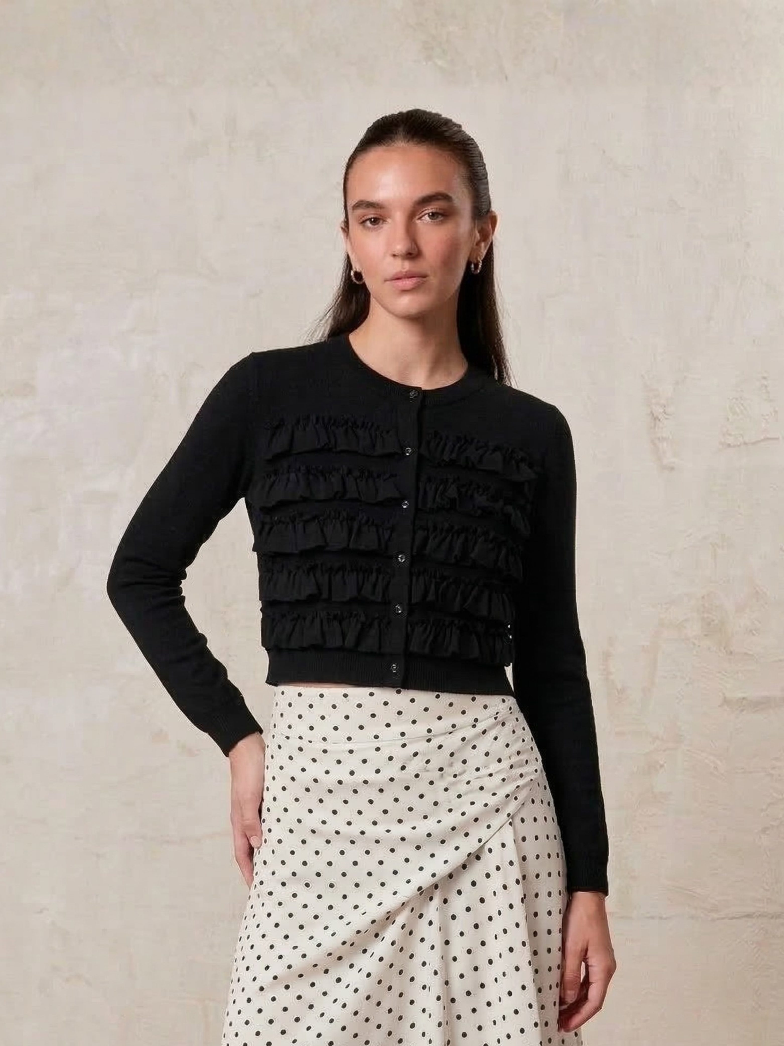 Ruffle Design Cardigan-Black