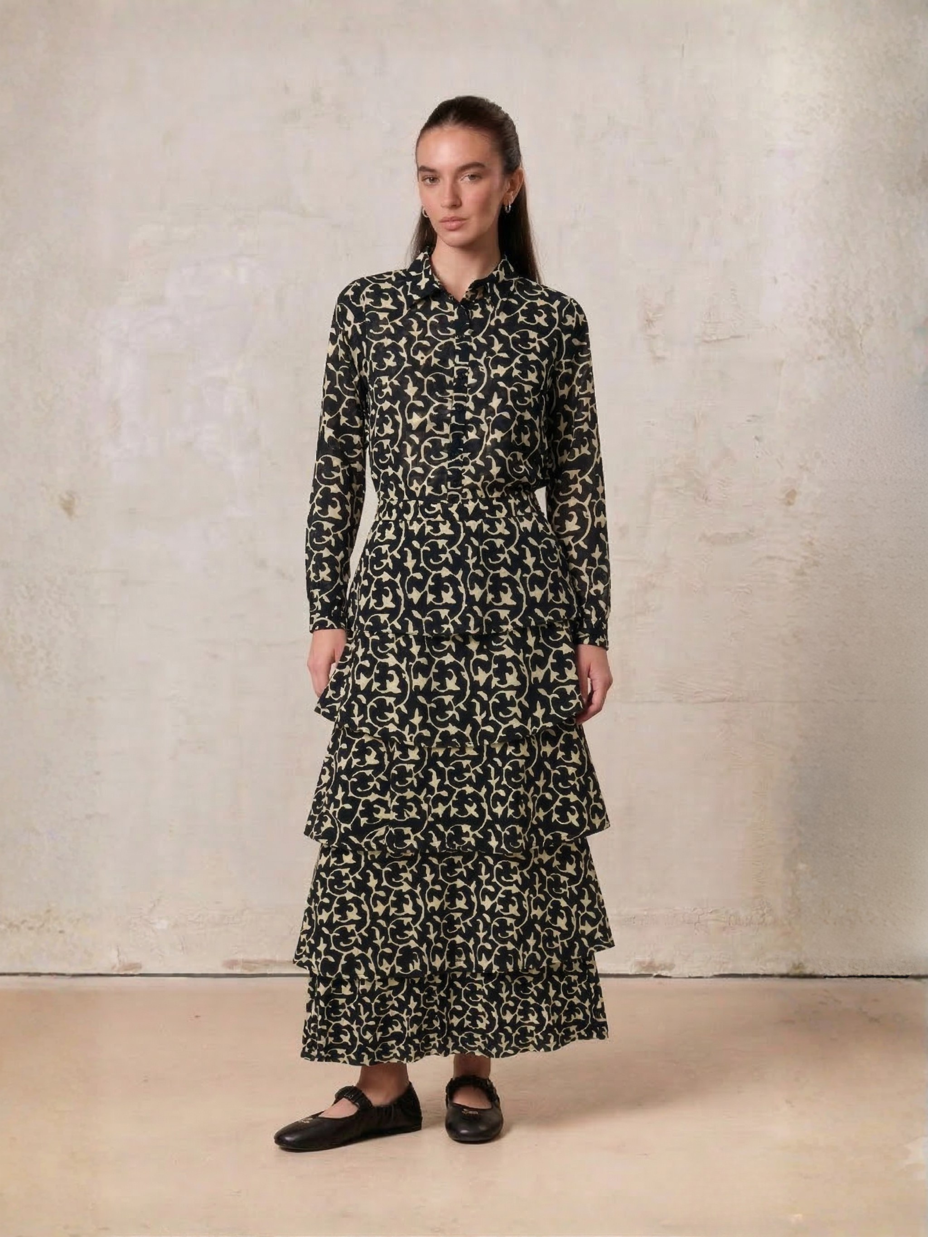 Ruched Top Layered Skirt-Navy Vines