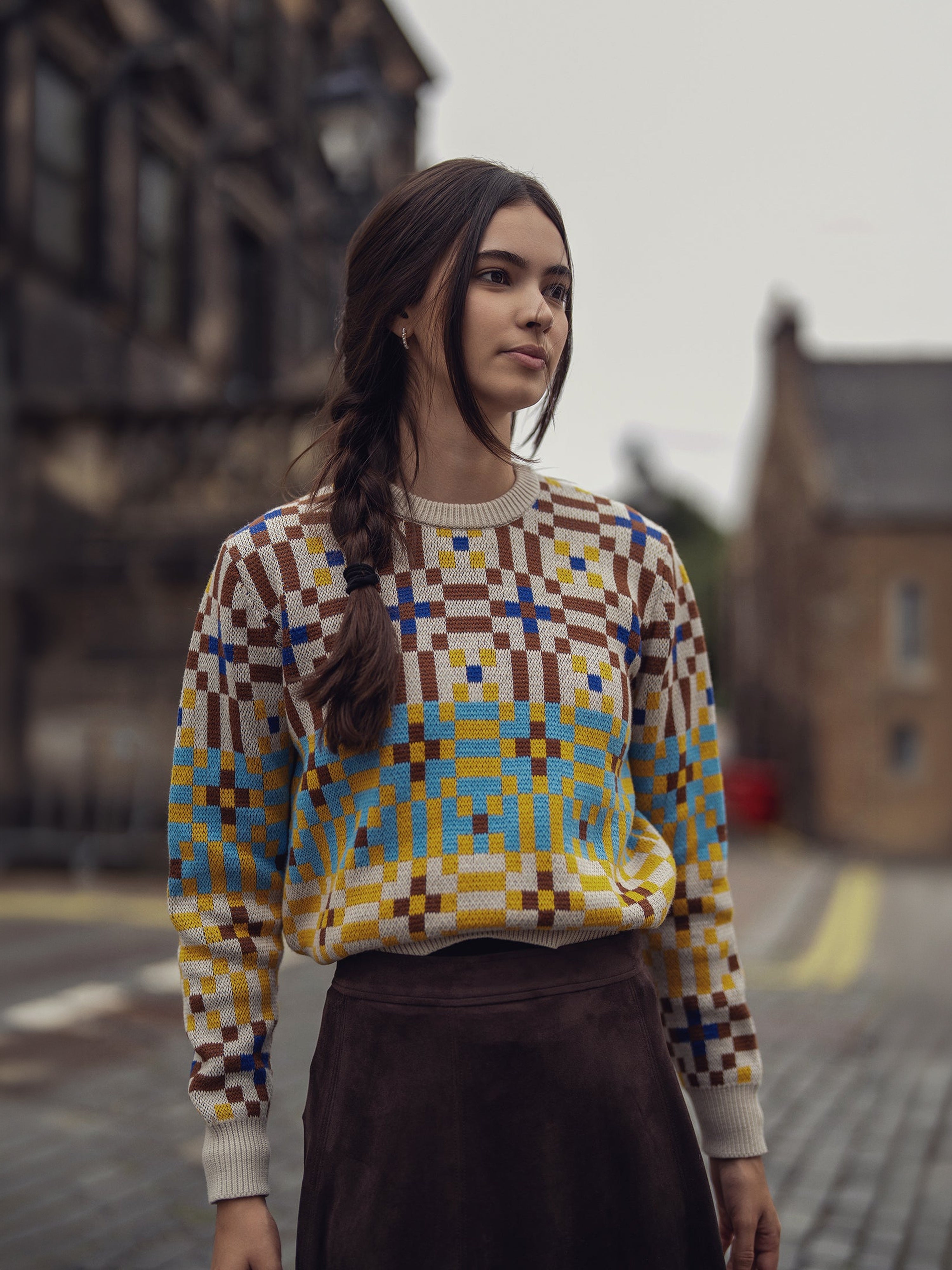 Geometric Design Sweater-Brown – Fame on Central