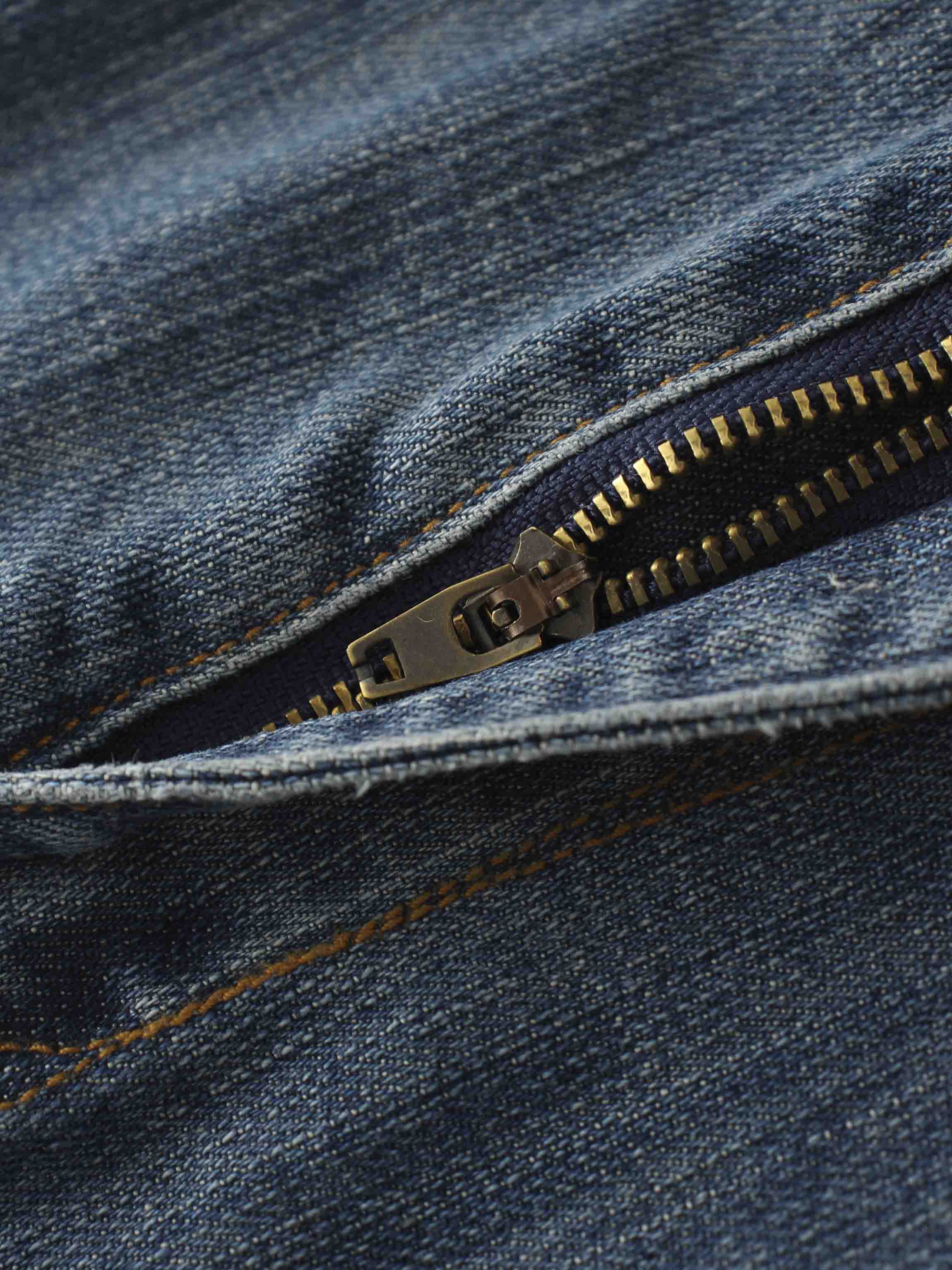 Front Kick Pleat Denim Skirt-Blue