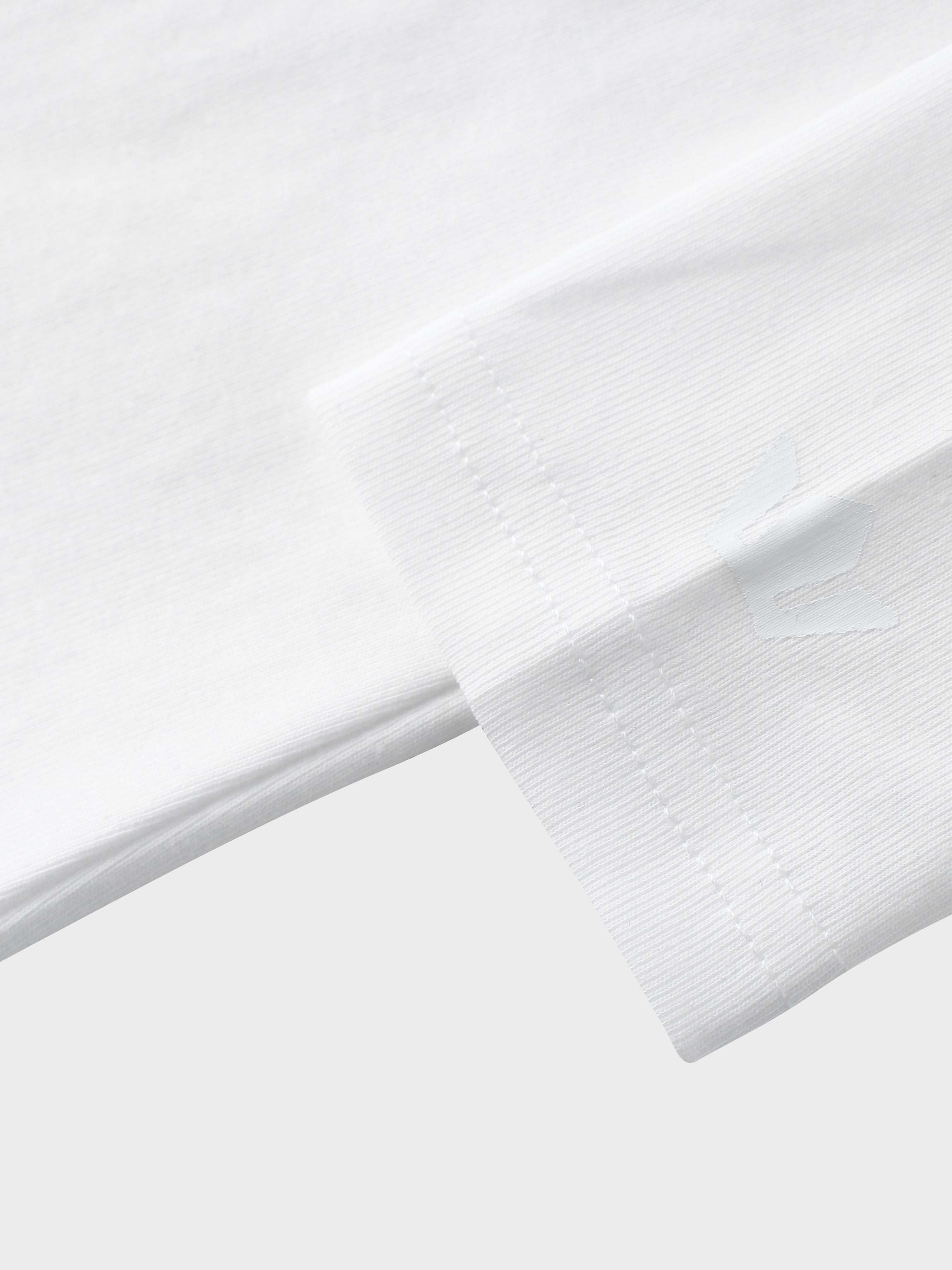 CAMISETA CLÁSICA MANGA LARGA-BLANCO