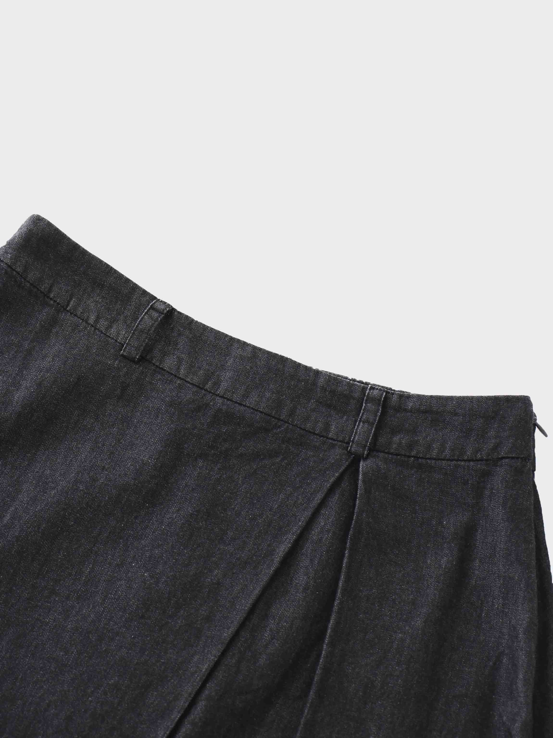Side Inverted Pleat Denim Skirt-Black