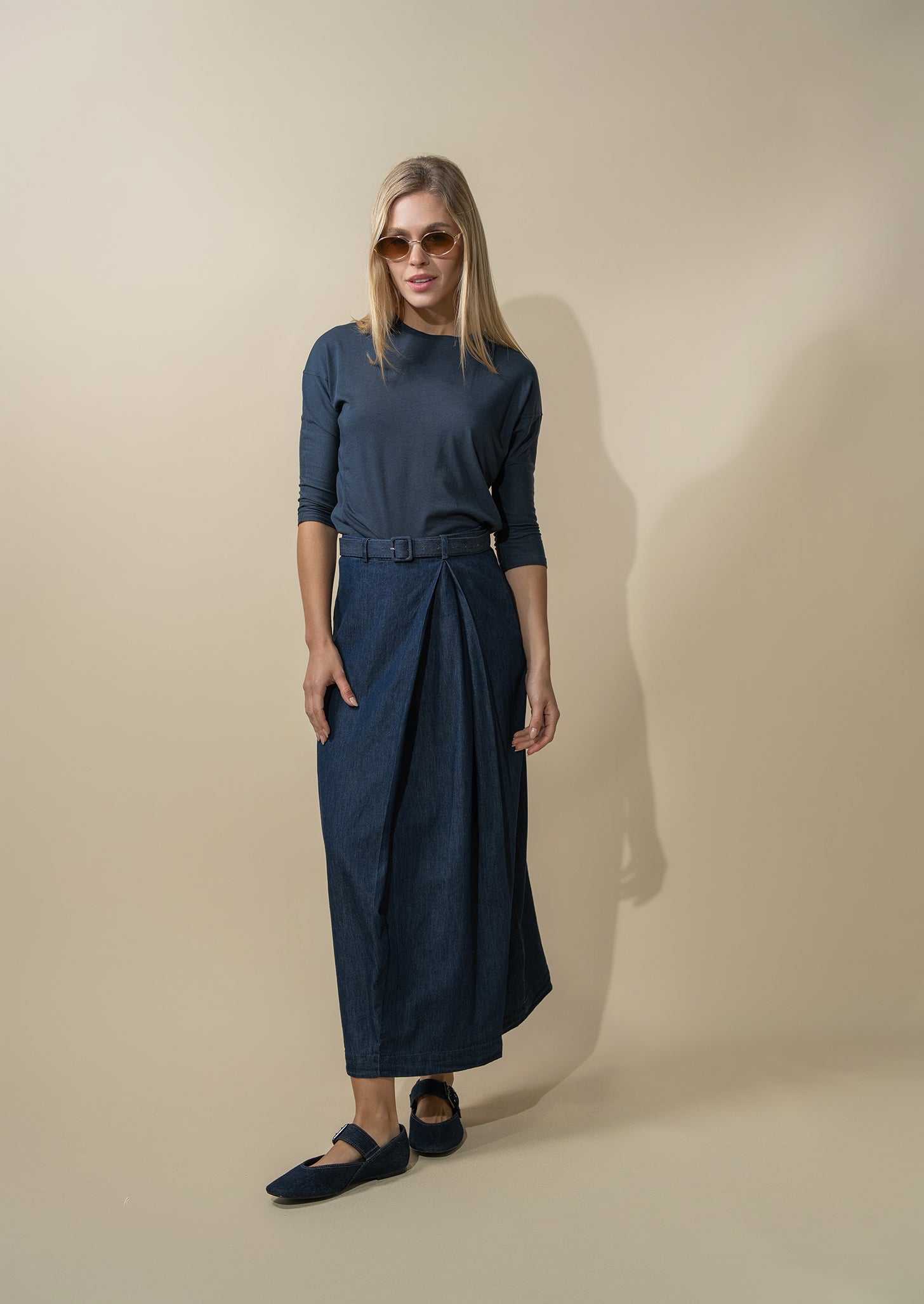 Side Inverted Pleat Denim Skirt-Dark Blue